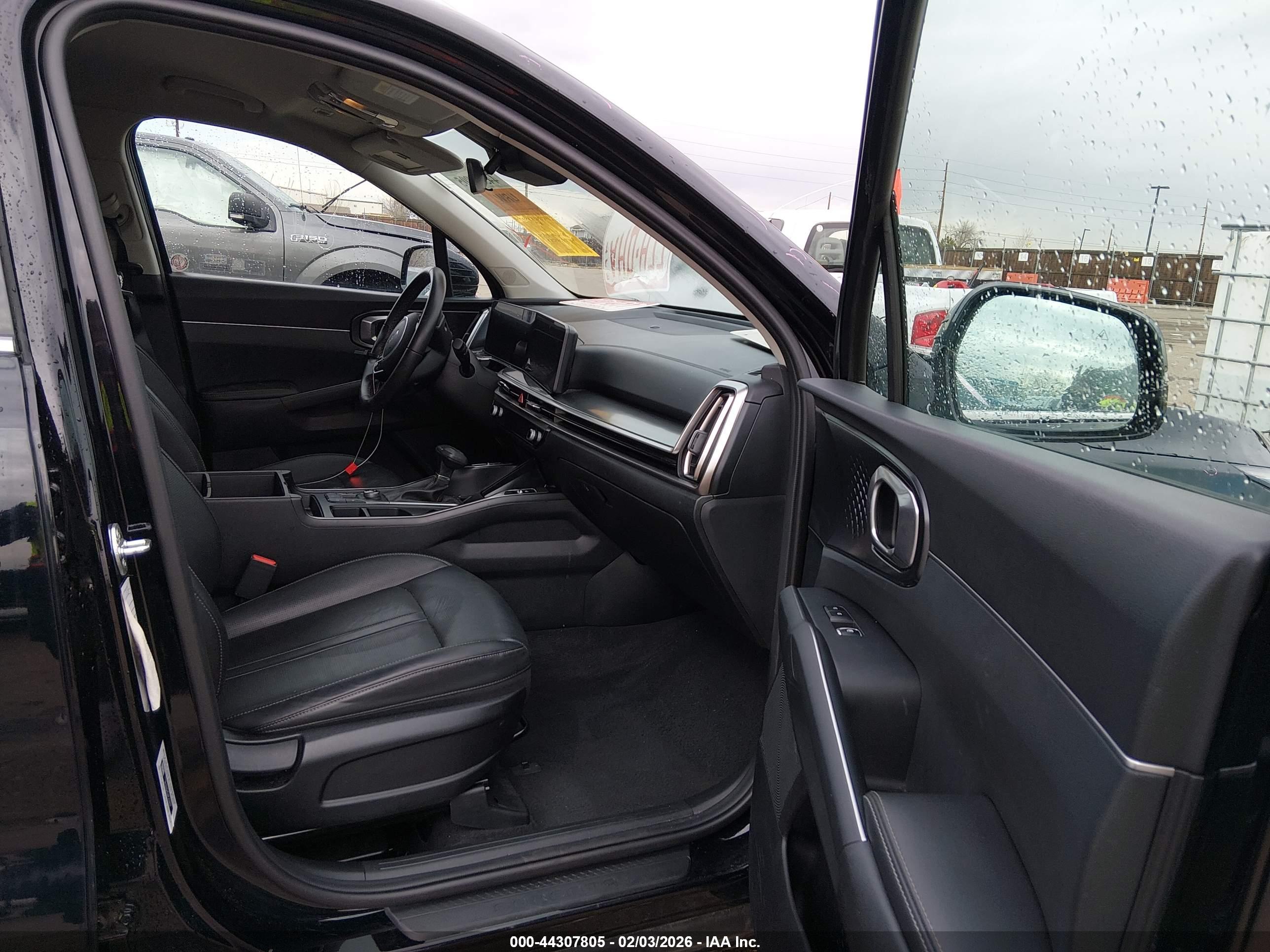 KIA SORENTO image 5