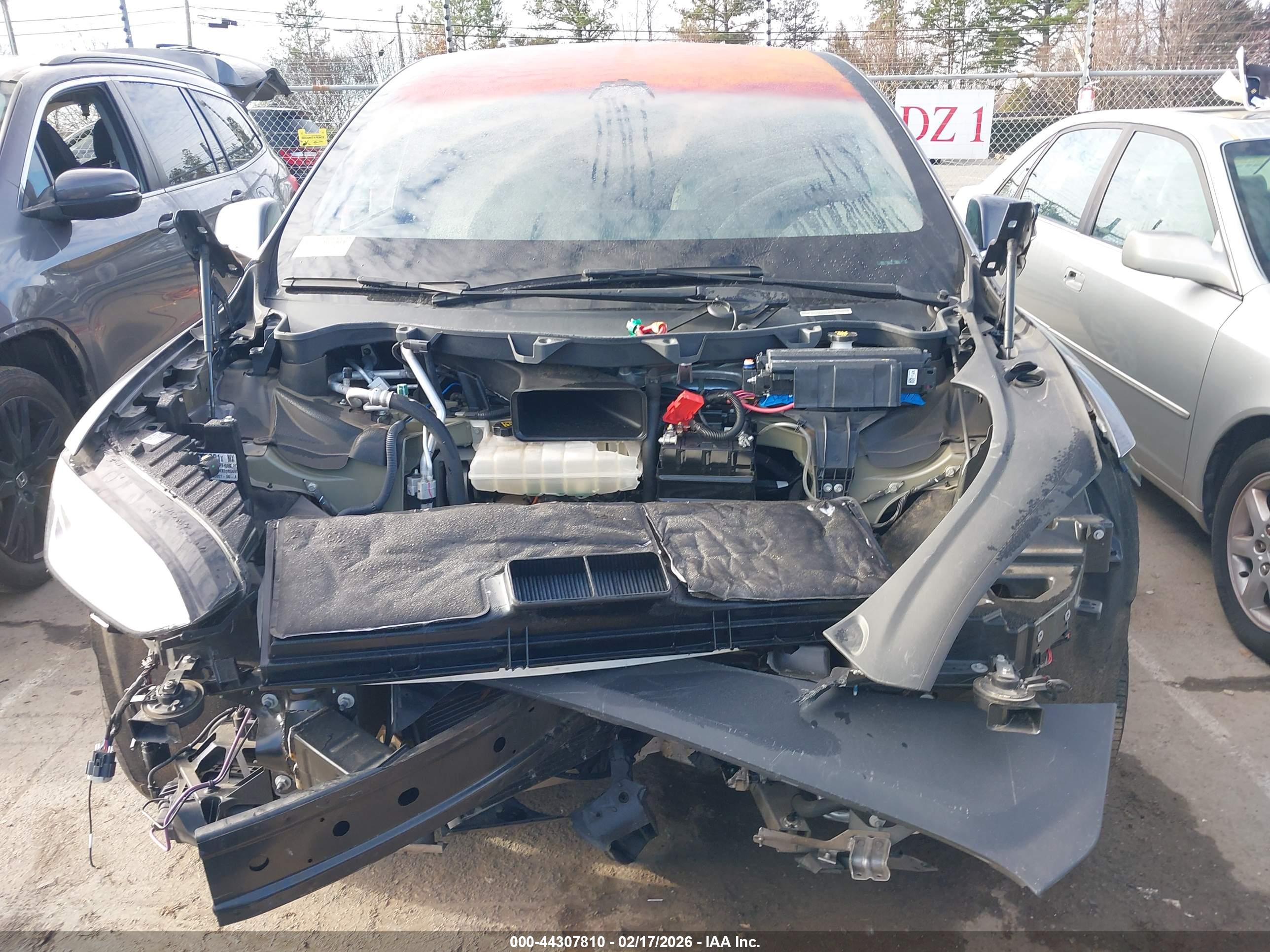 TESLA MODEL image 10