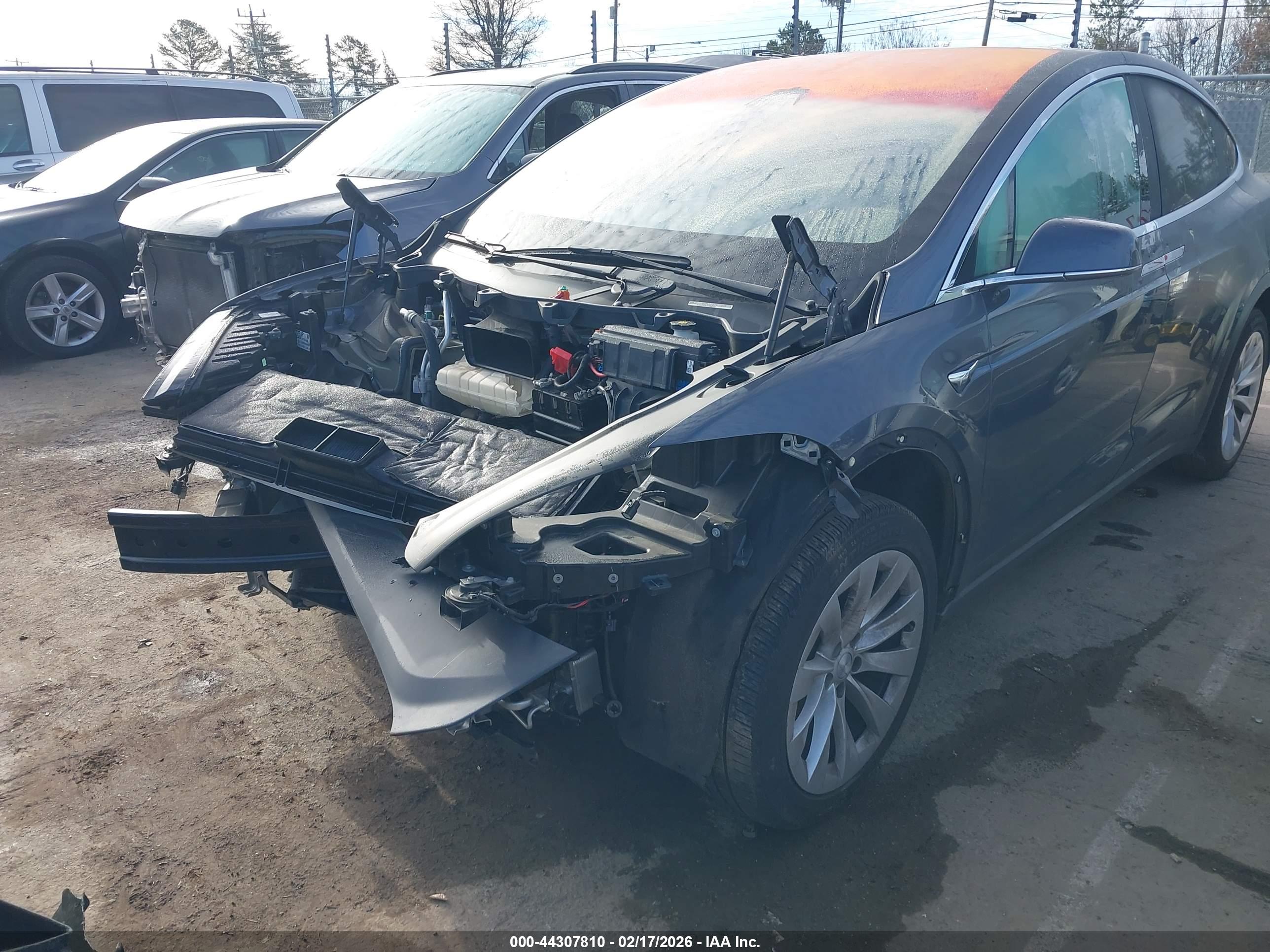 TESLA MODEL image 6