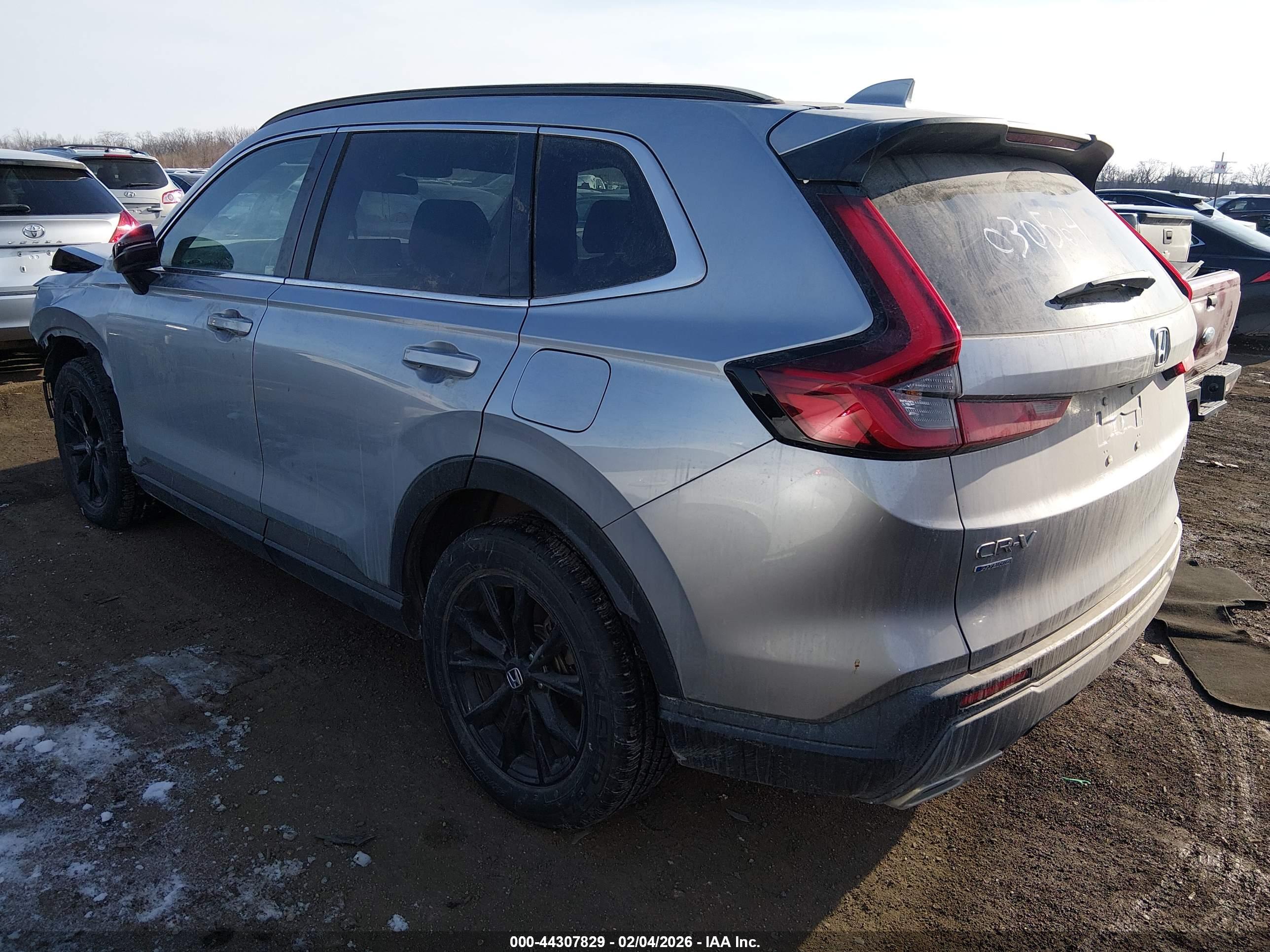 HONDA CR-V image 3