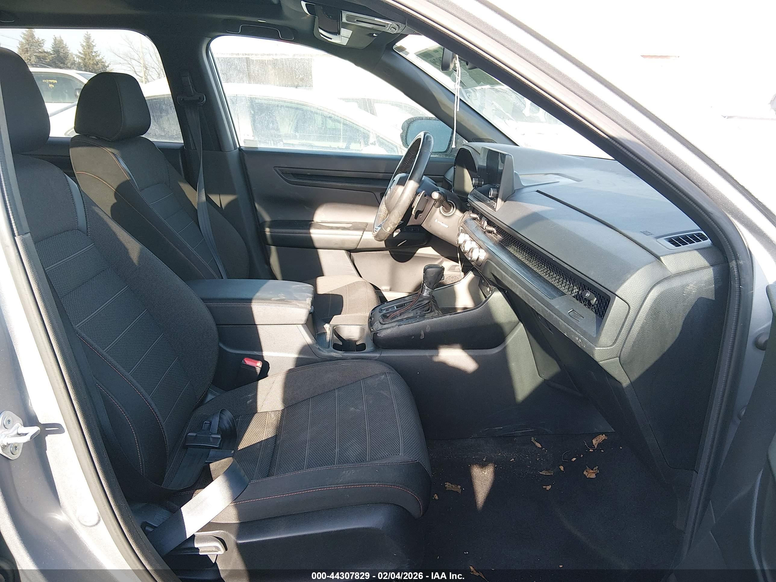 HONDA CR-V image 5