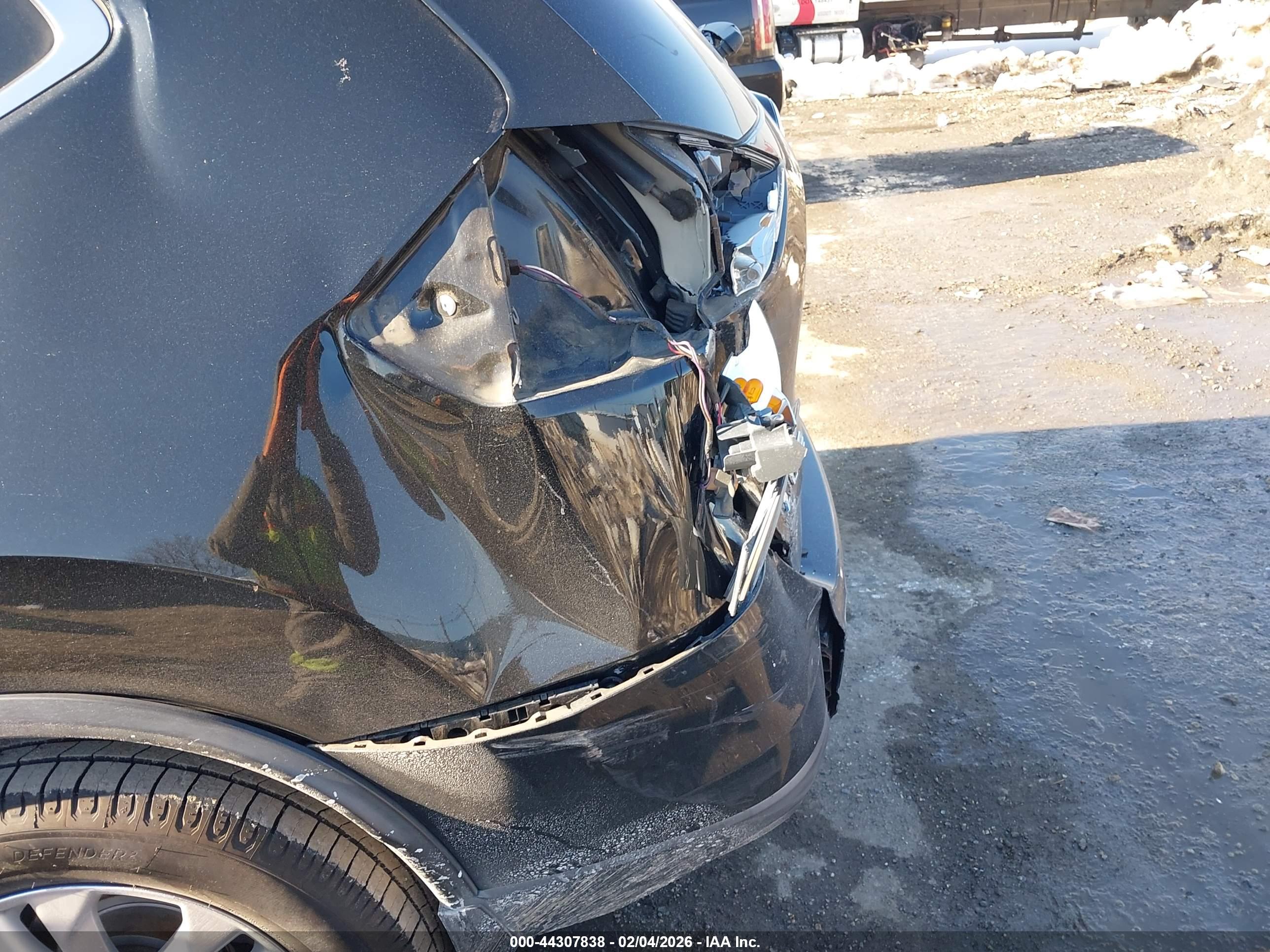 NISSAN ROGUE image 6