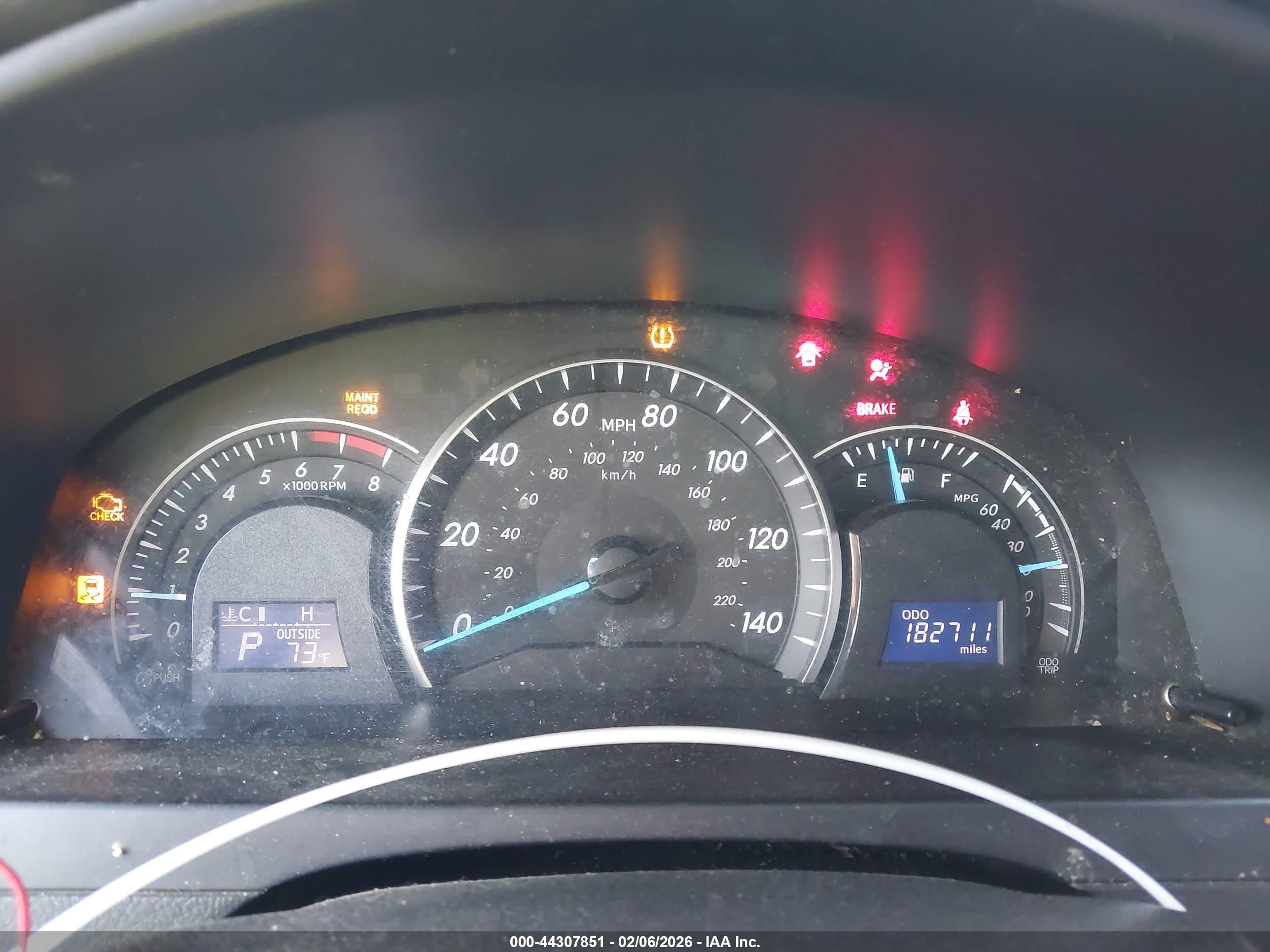 TOYOTA CAMRY image 7