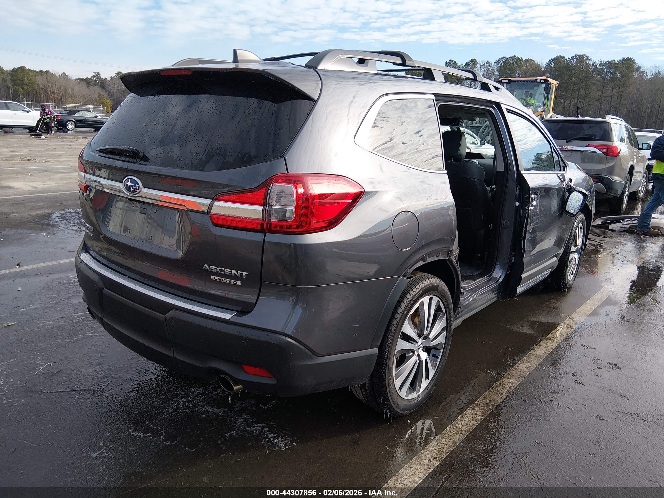 SUBARU ASCENT image 4