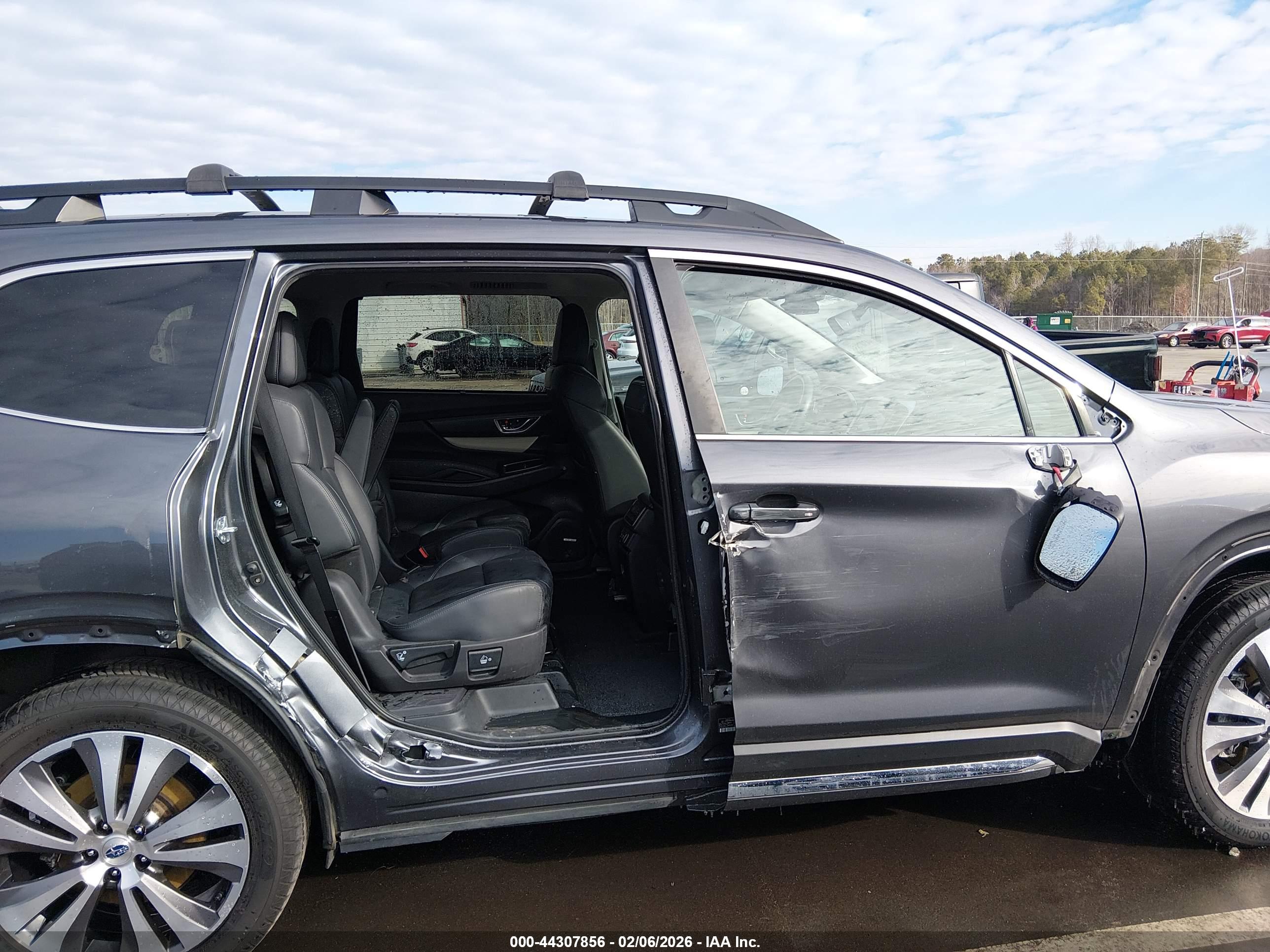 SUBARU ASCENT image 6