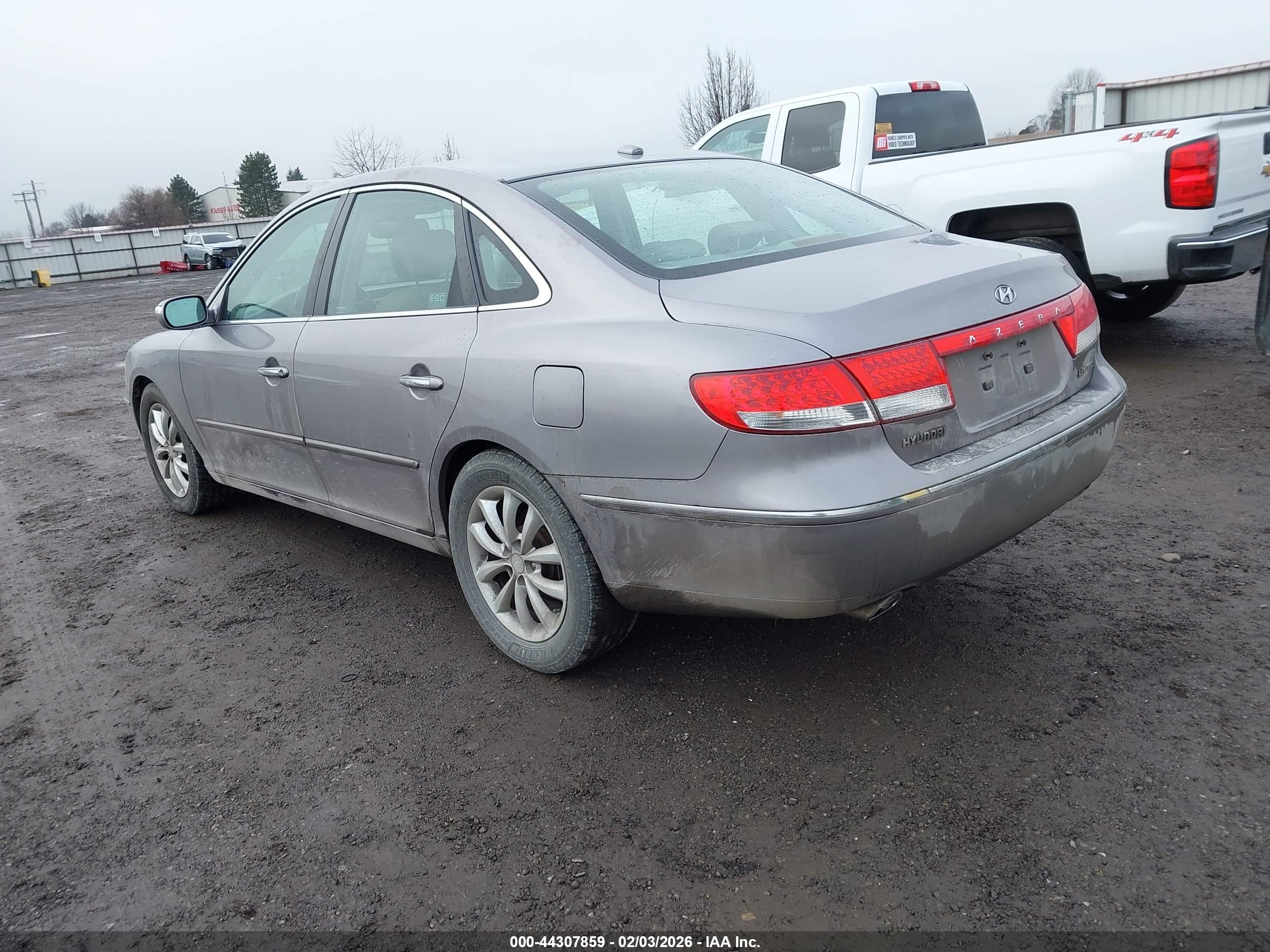 HYUNDAI AZERA image 3