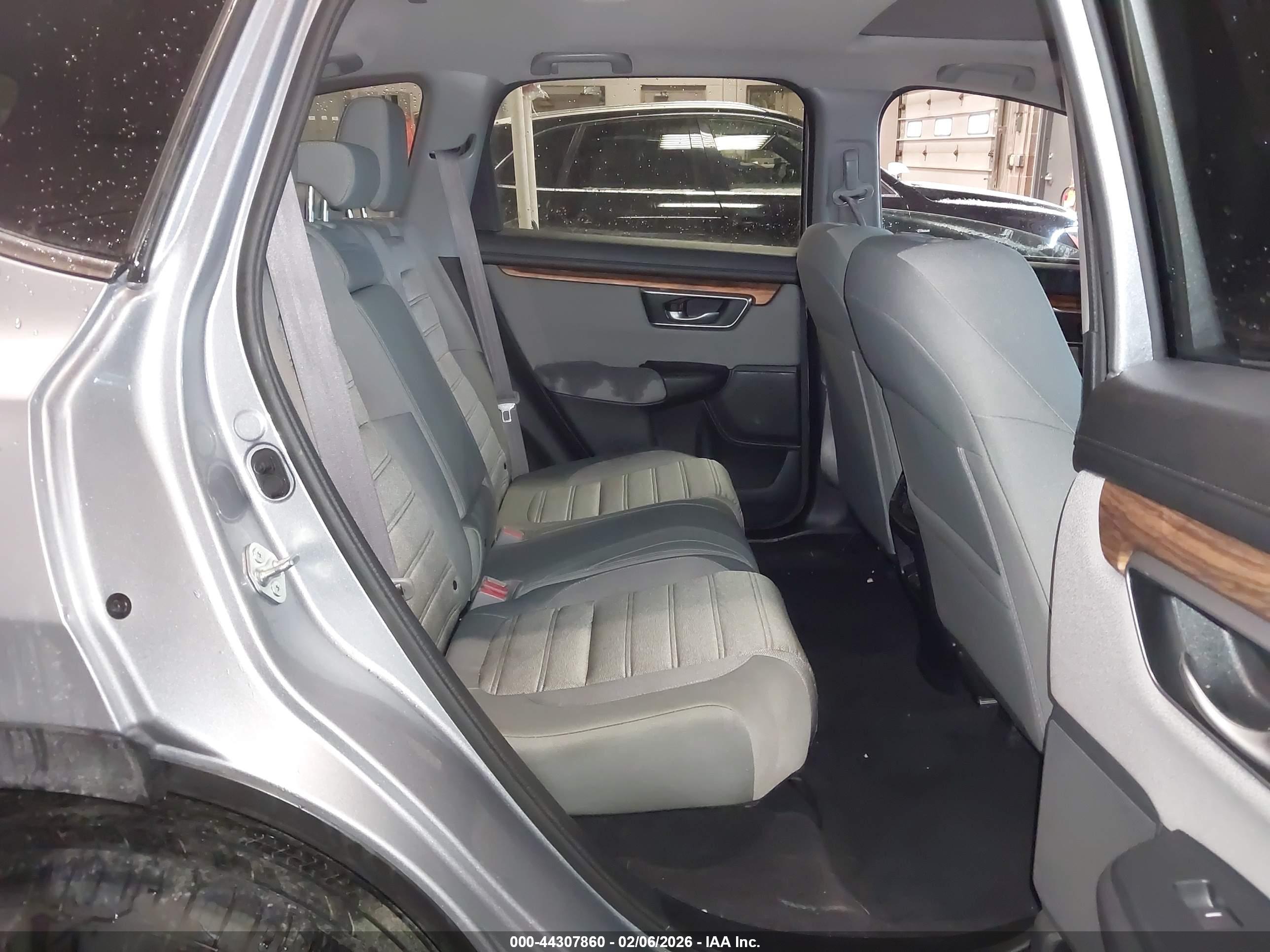 HONDA CR-V image 8