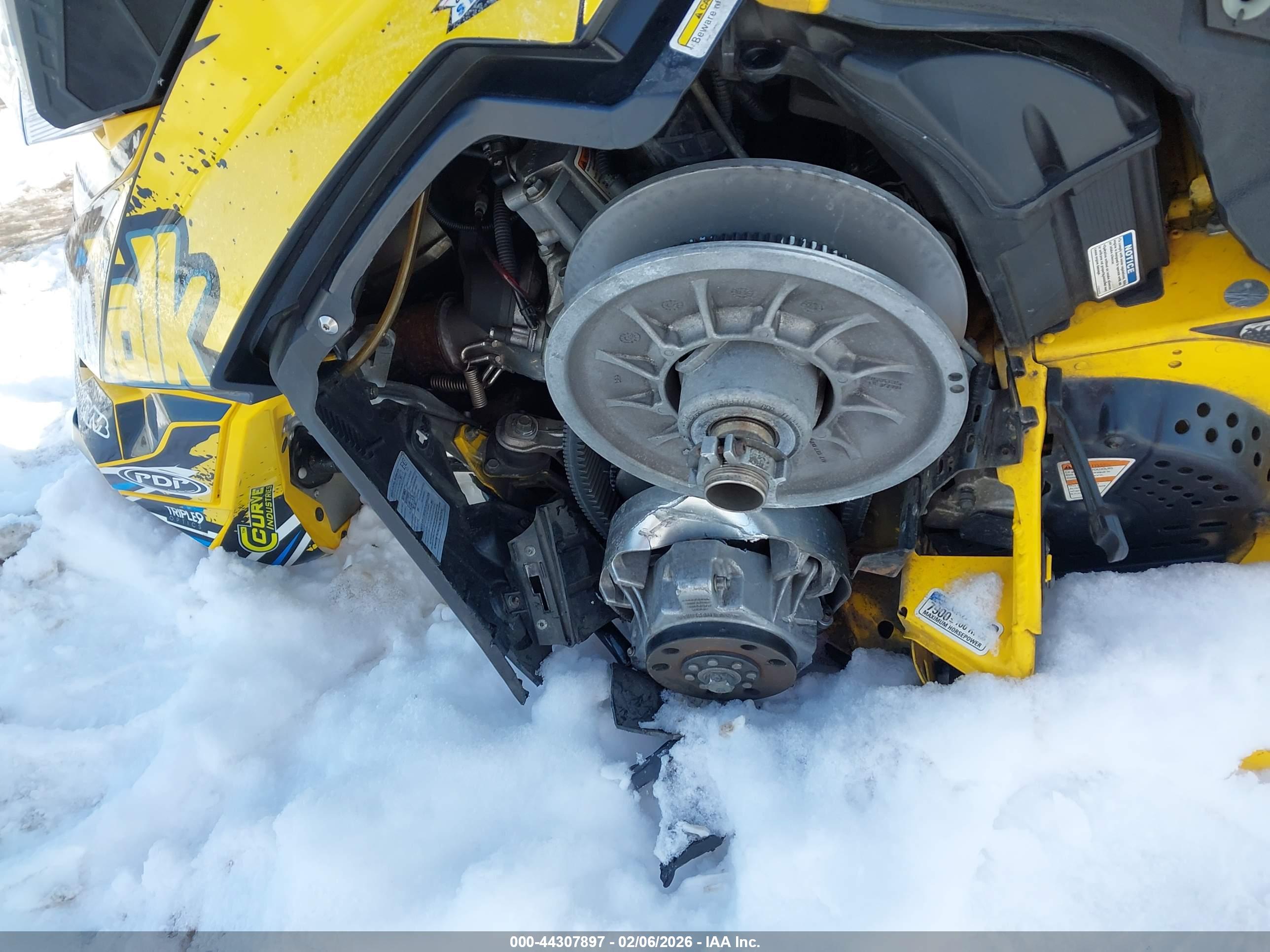 SKI-DOO MXZ image 10