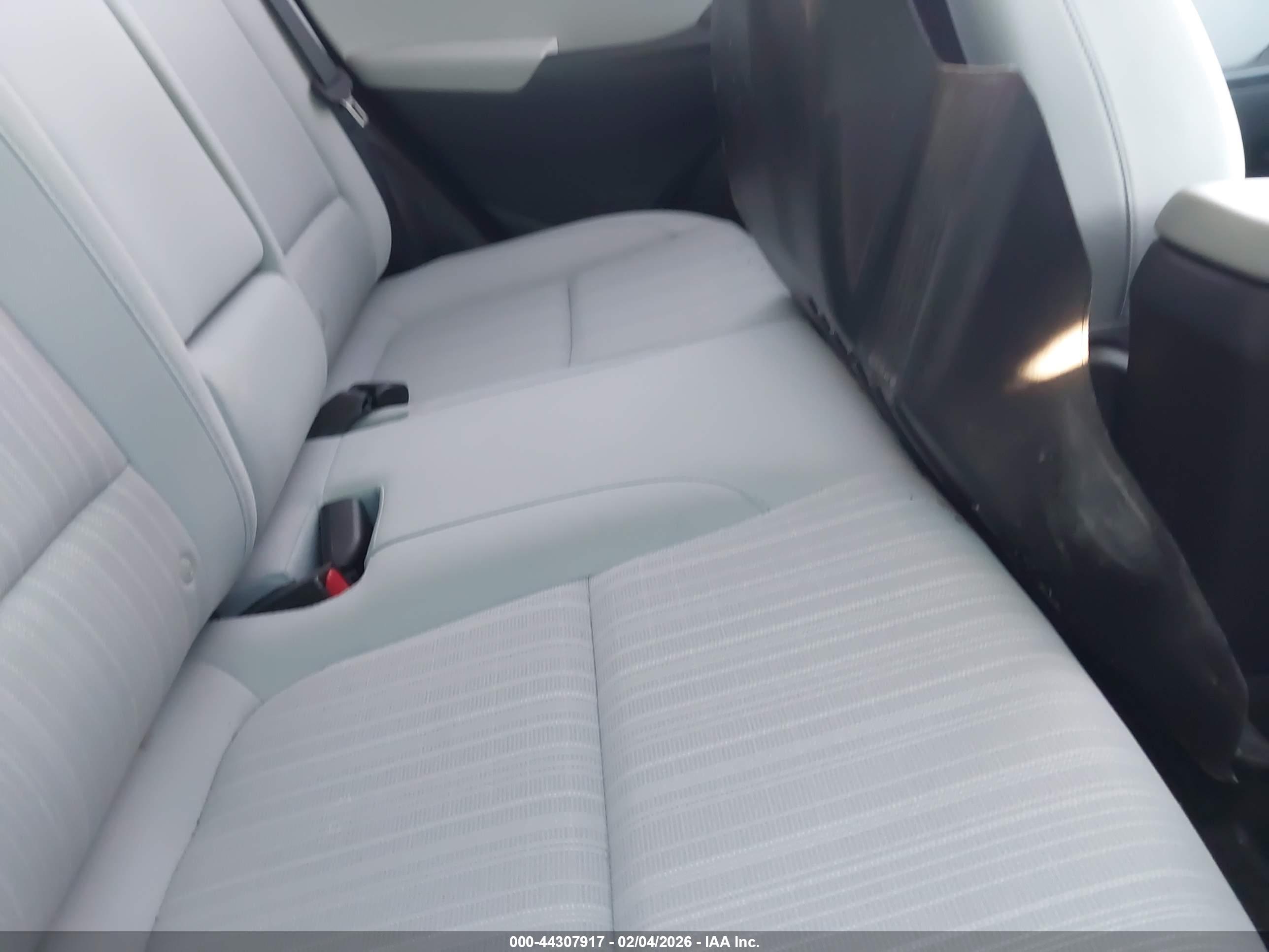 HYUNDAI KONA image 8