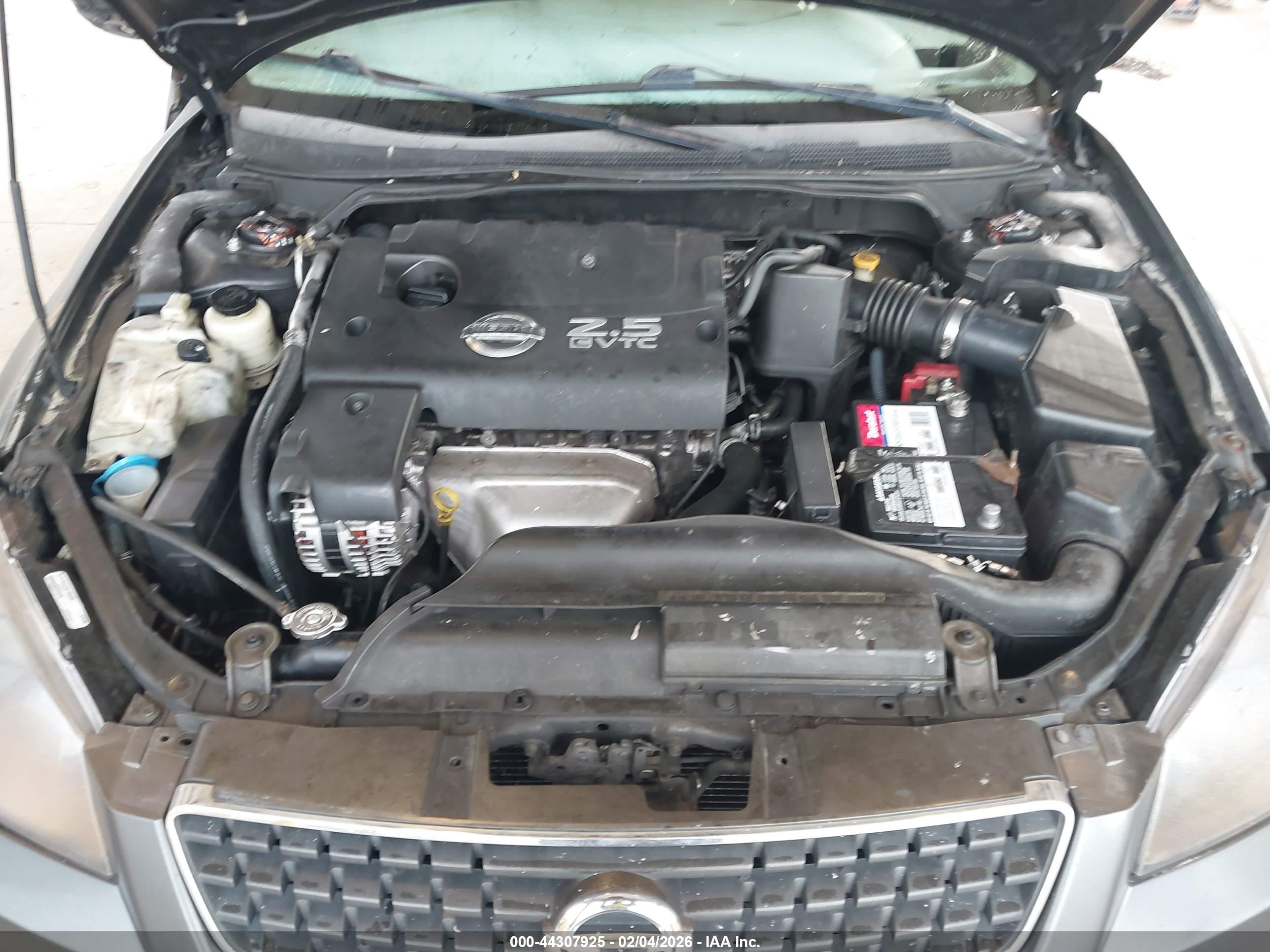 NISSAN ALTIMA image 10