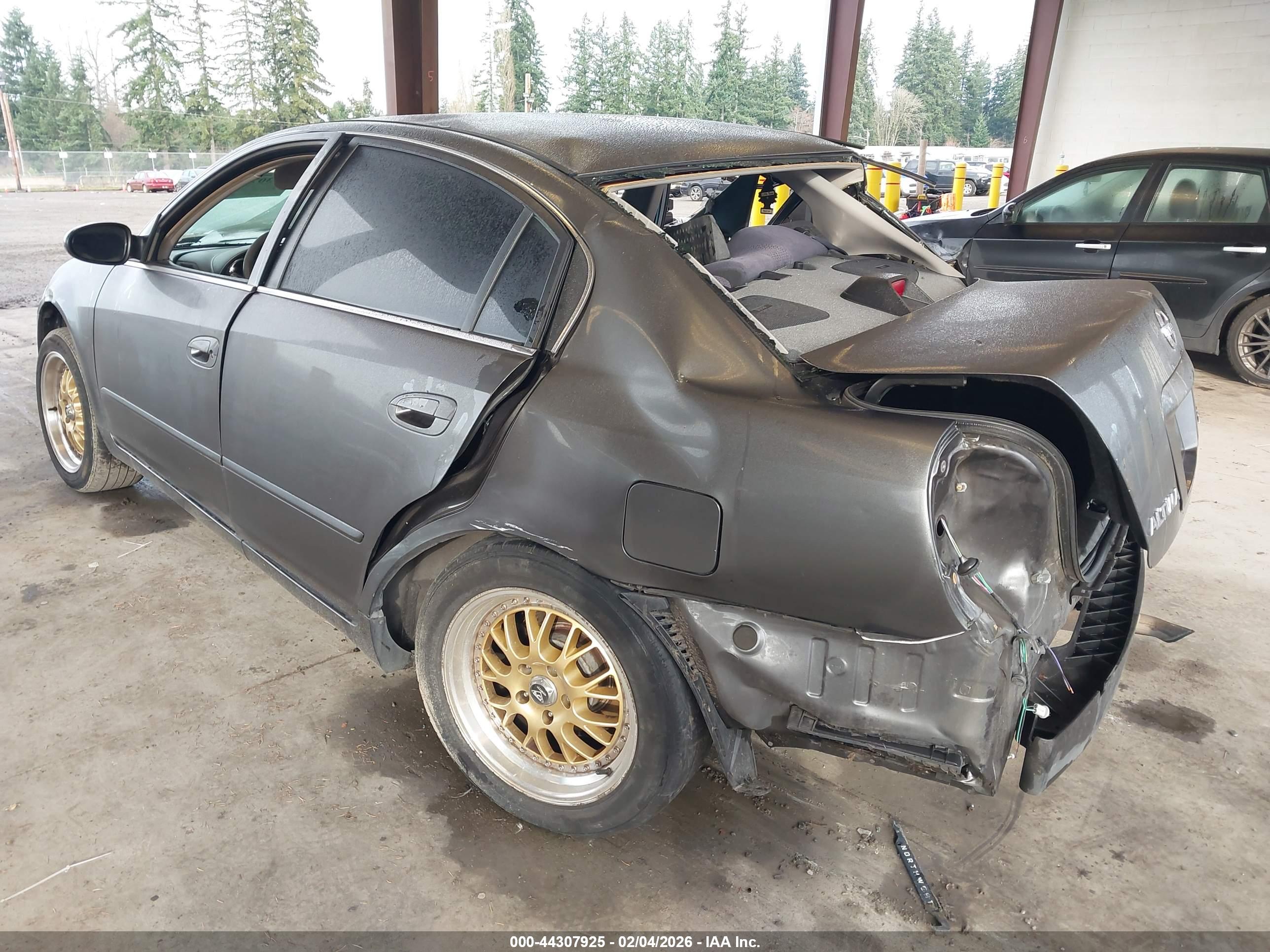 NISSAN ALTIMA image 3