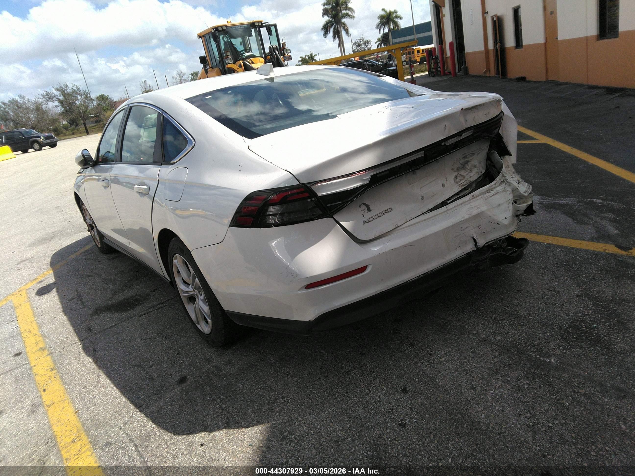HONDA ACCORD image 3