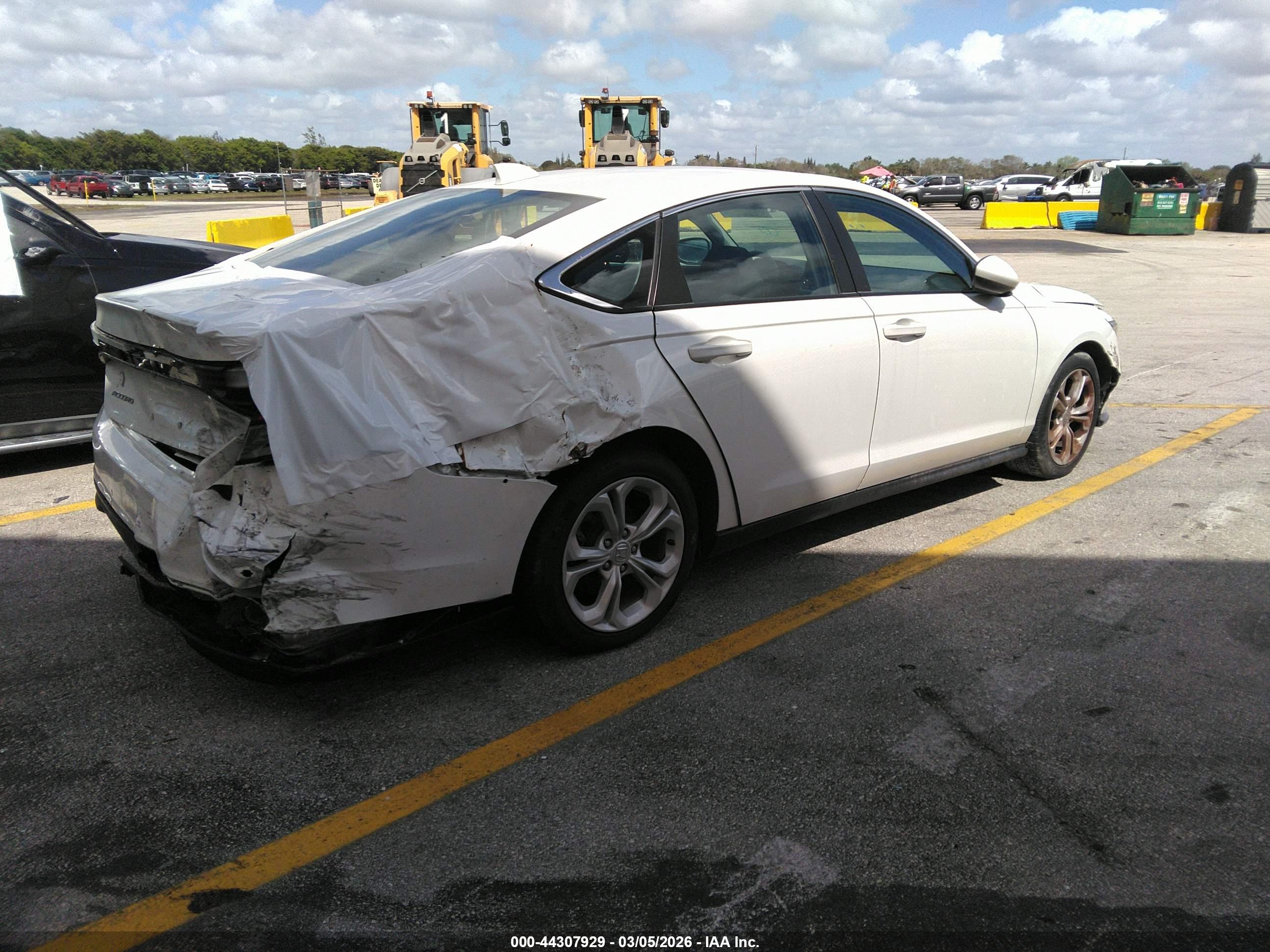 HONDA ACCORD image 4