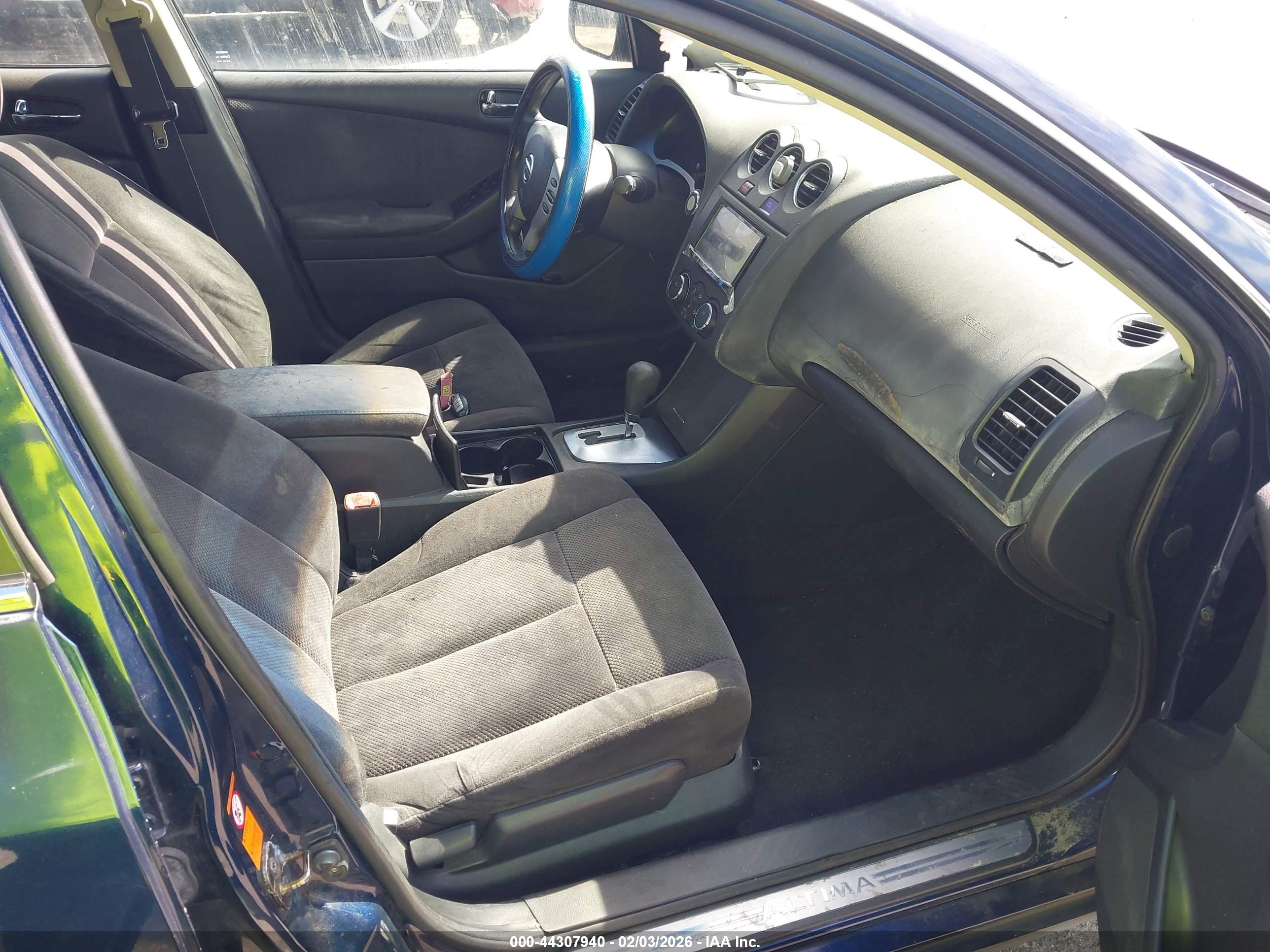 NISSAN ALTIMA image 5