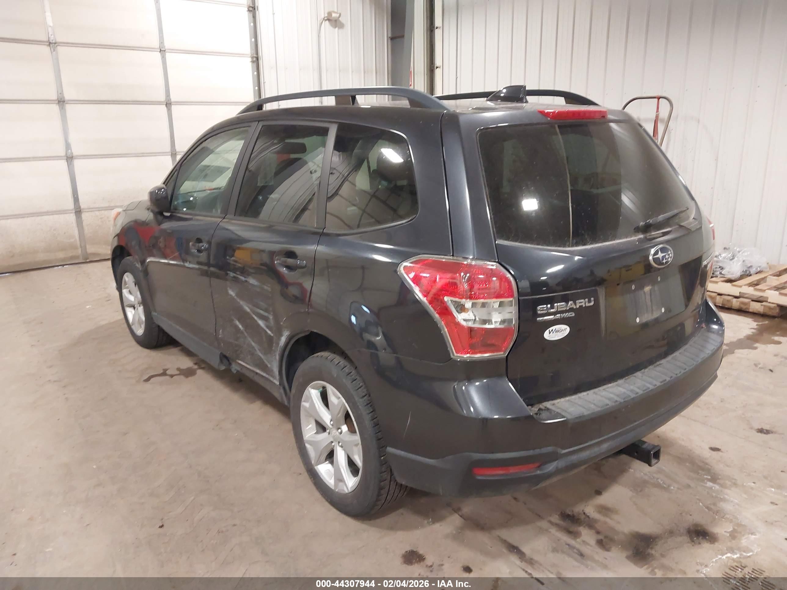 SUBARU FORESTER image 3