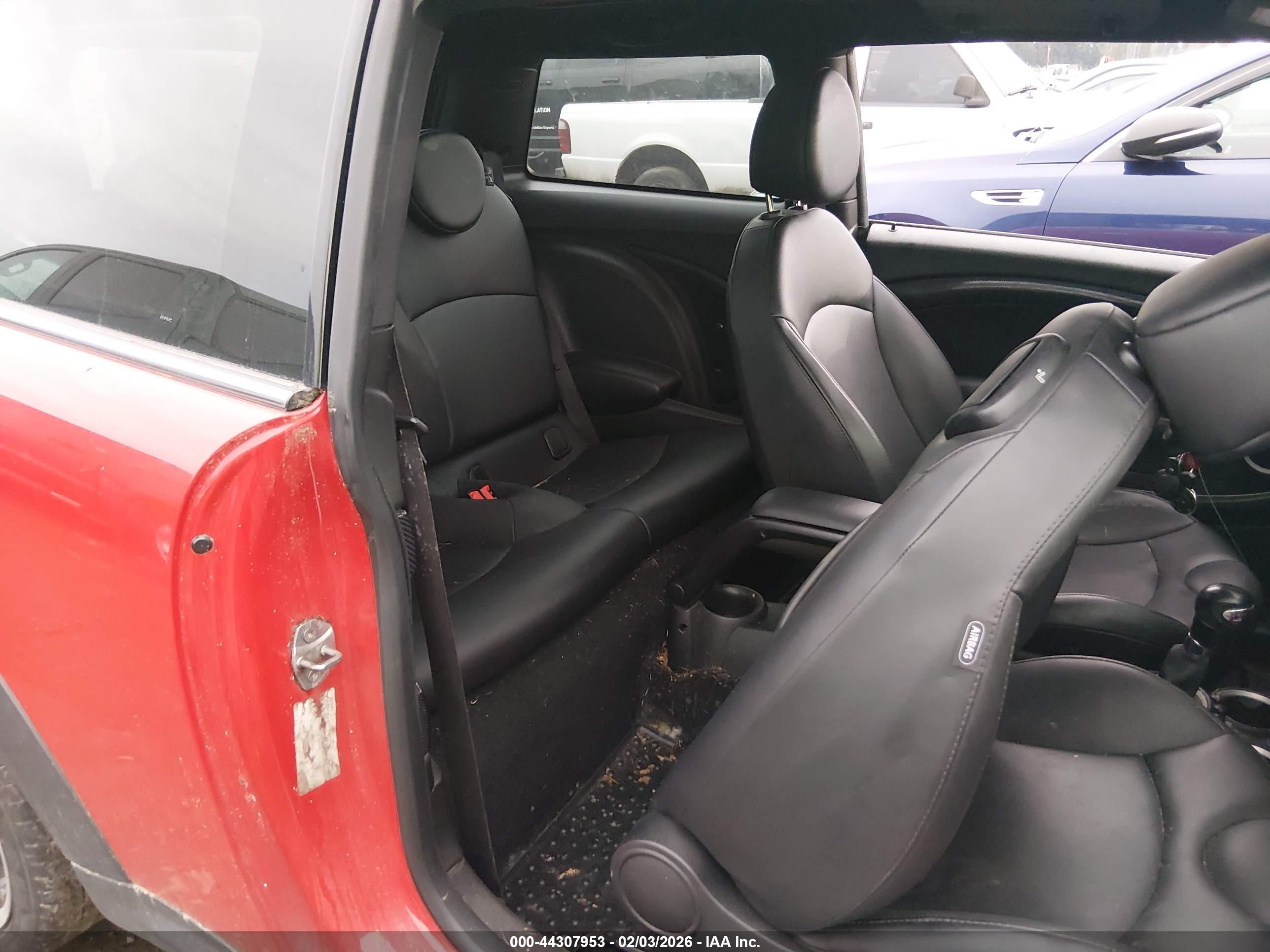 MINI COOPER image 8