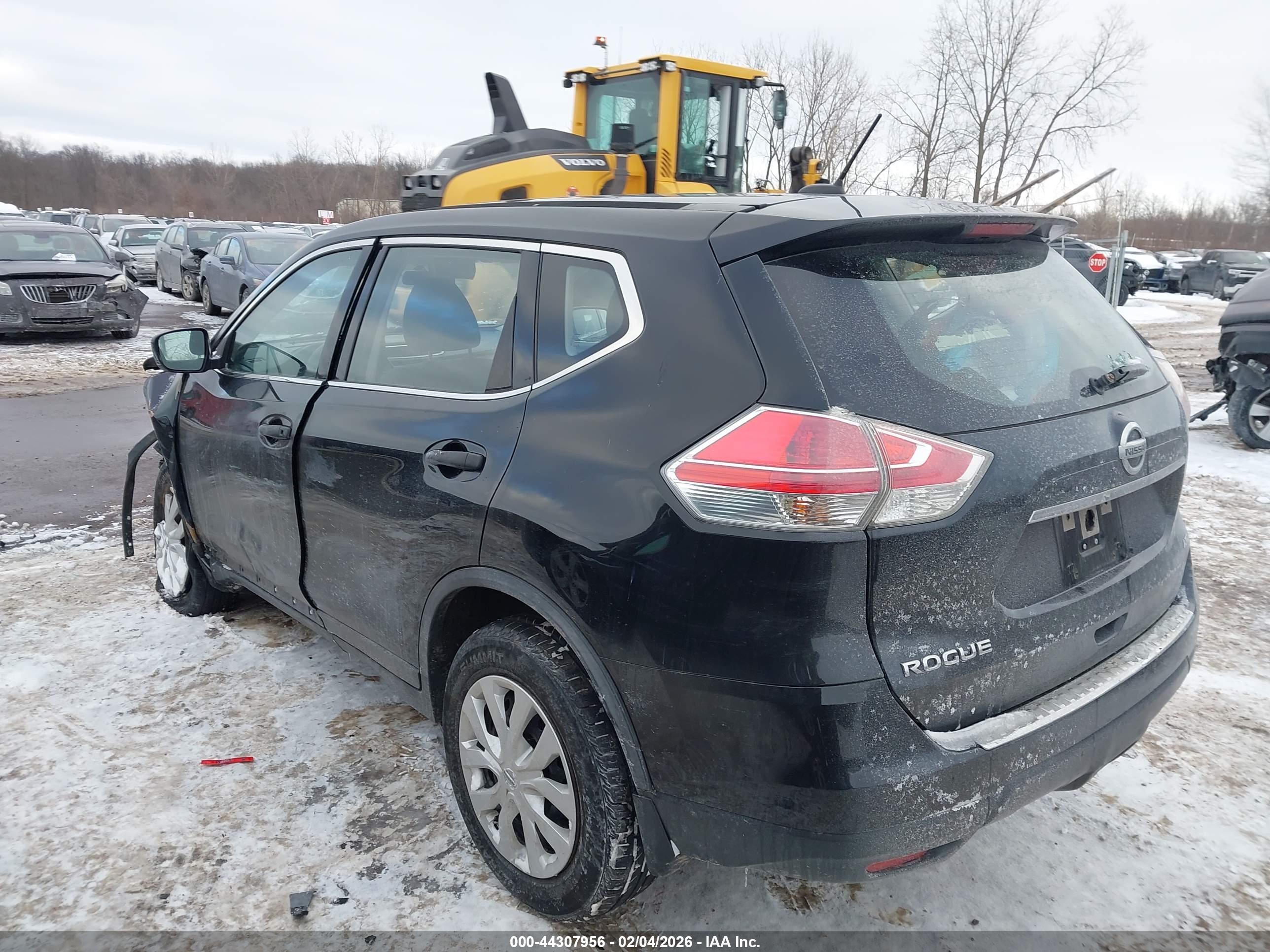NISSAN ROGUE image 3