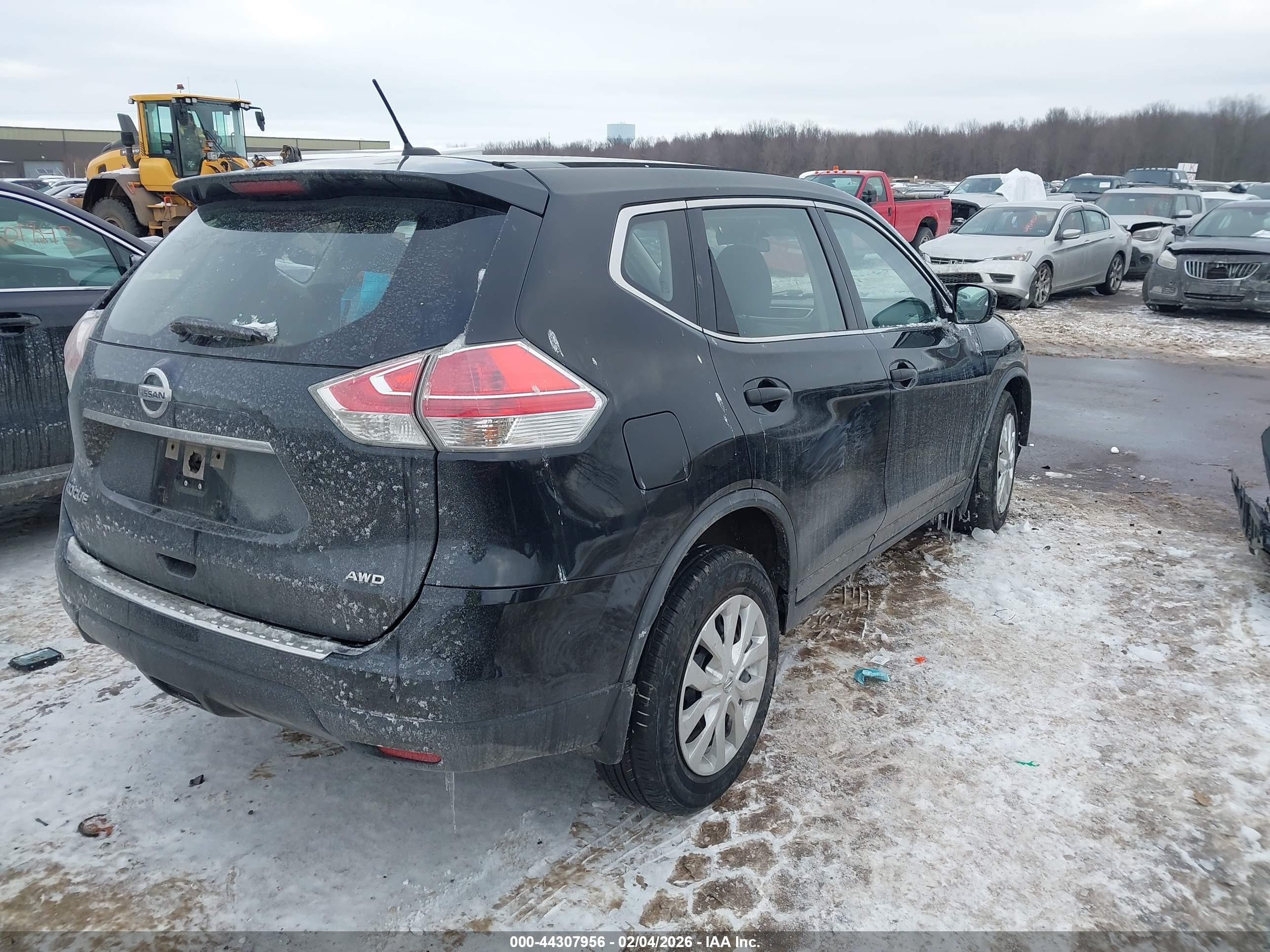NISSAN ROGUE image 4