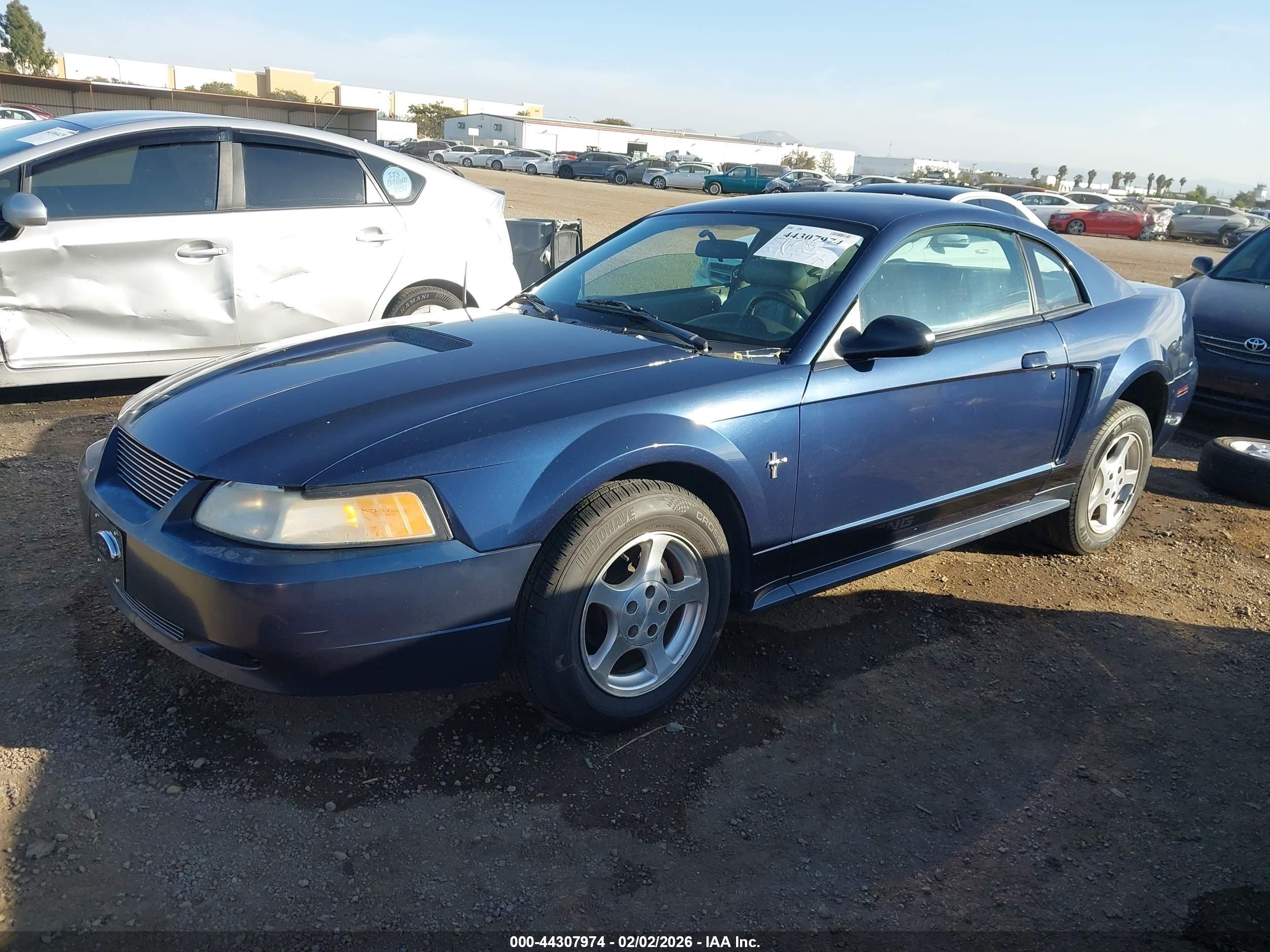 FORD MUSTANG image 2
