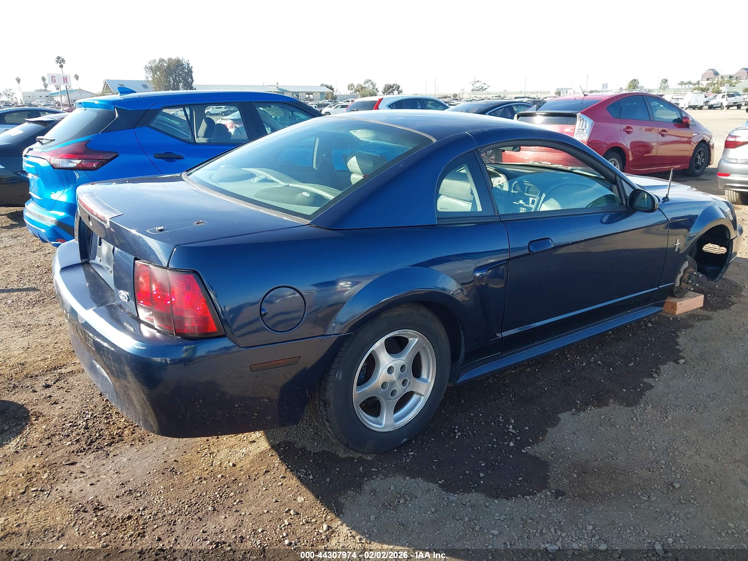 FORD MUSTANG image 4
