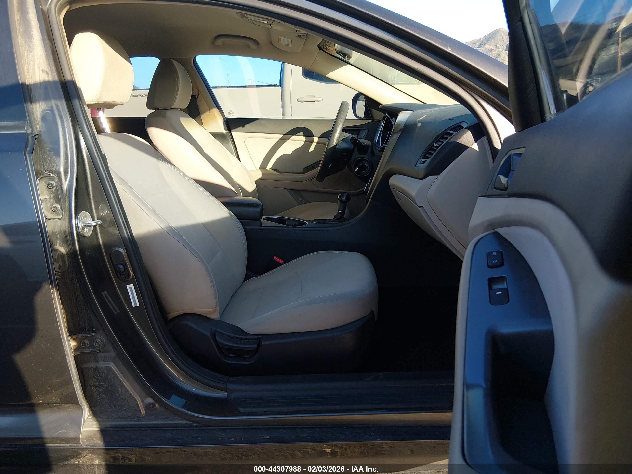 KIA OPTIMA image 5