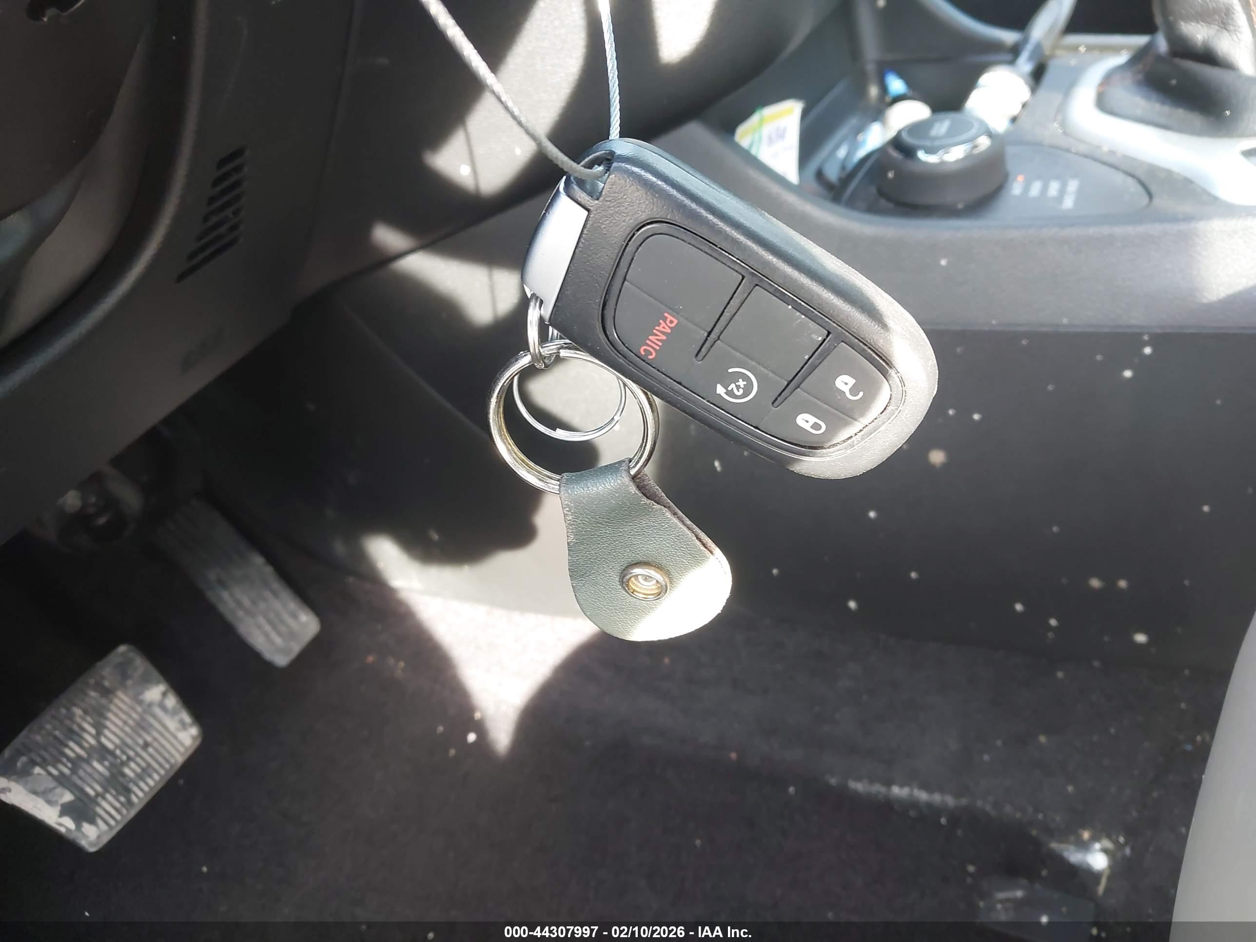 JEEP CHEROKEE image 11