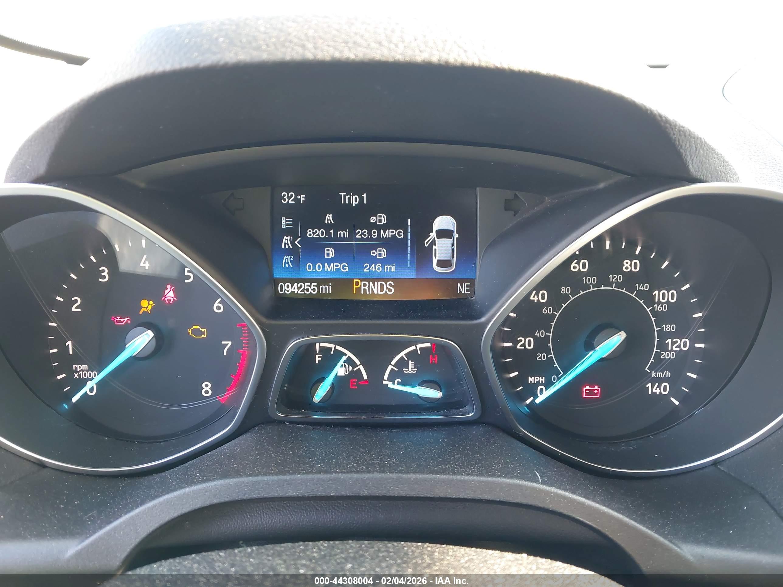 FORD ESCAPE image 7