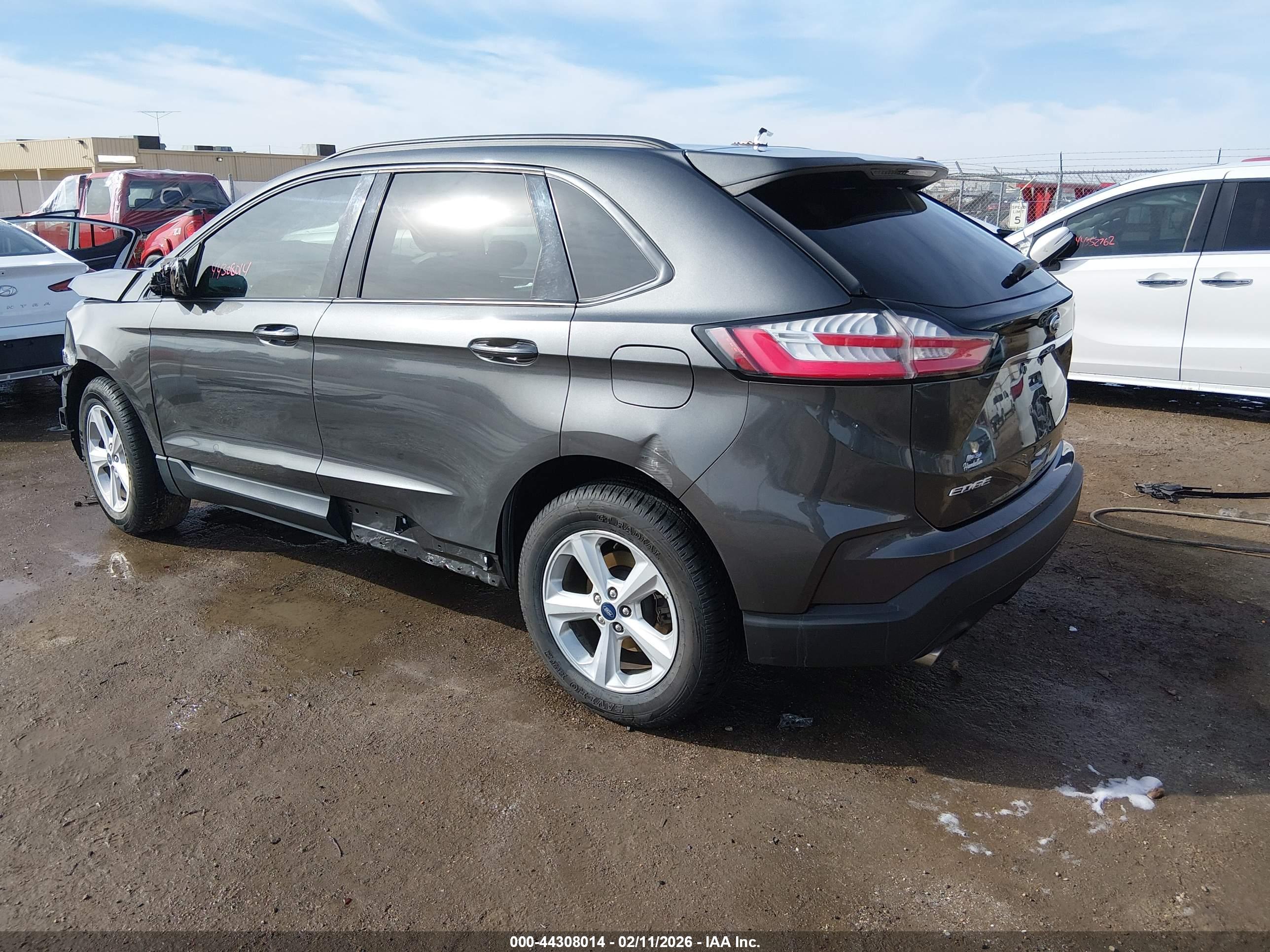 FORD EDGE image 3