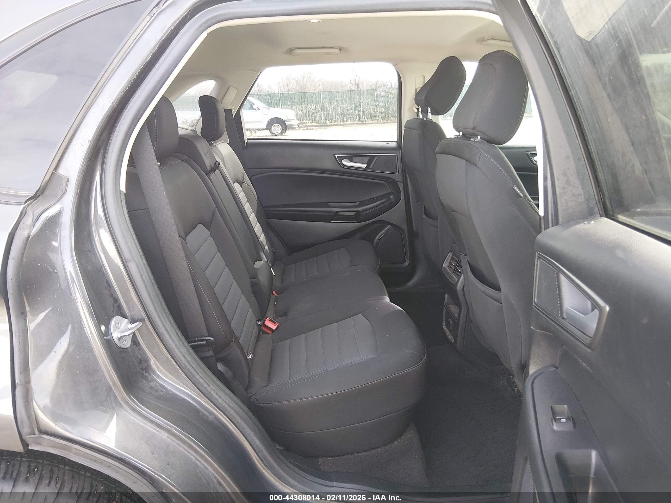 FORD EDGE image 8