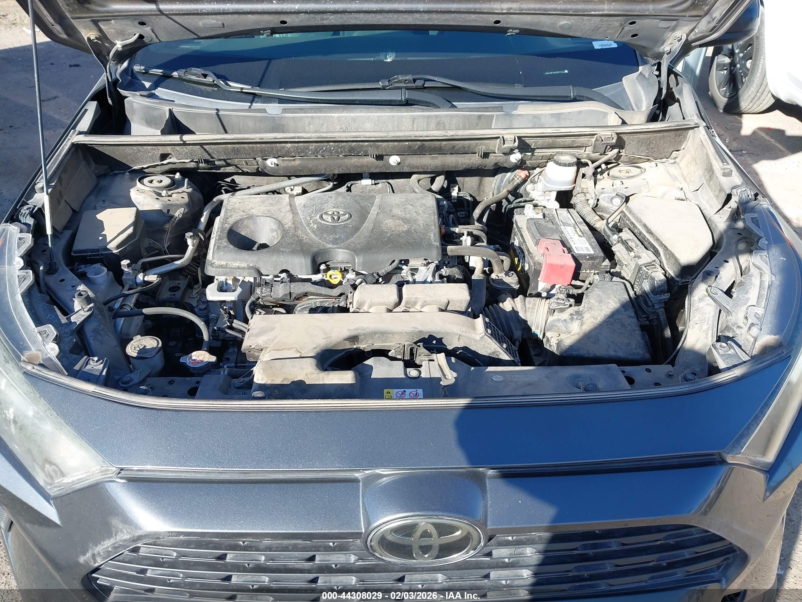 TOYOTA RAV4 image 10