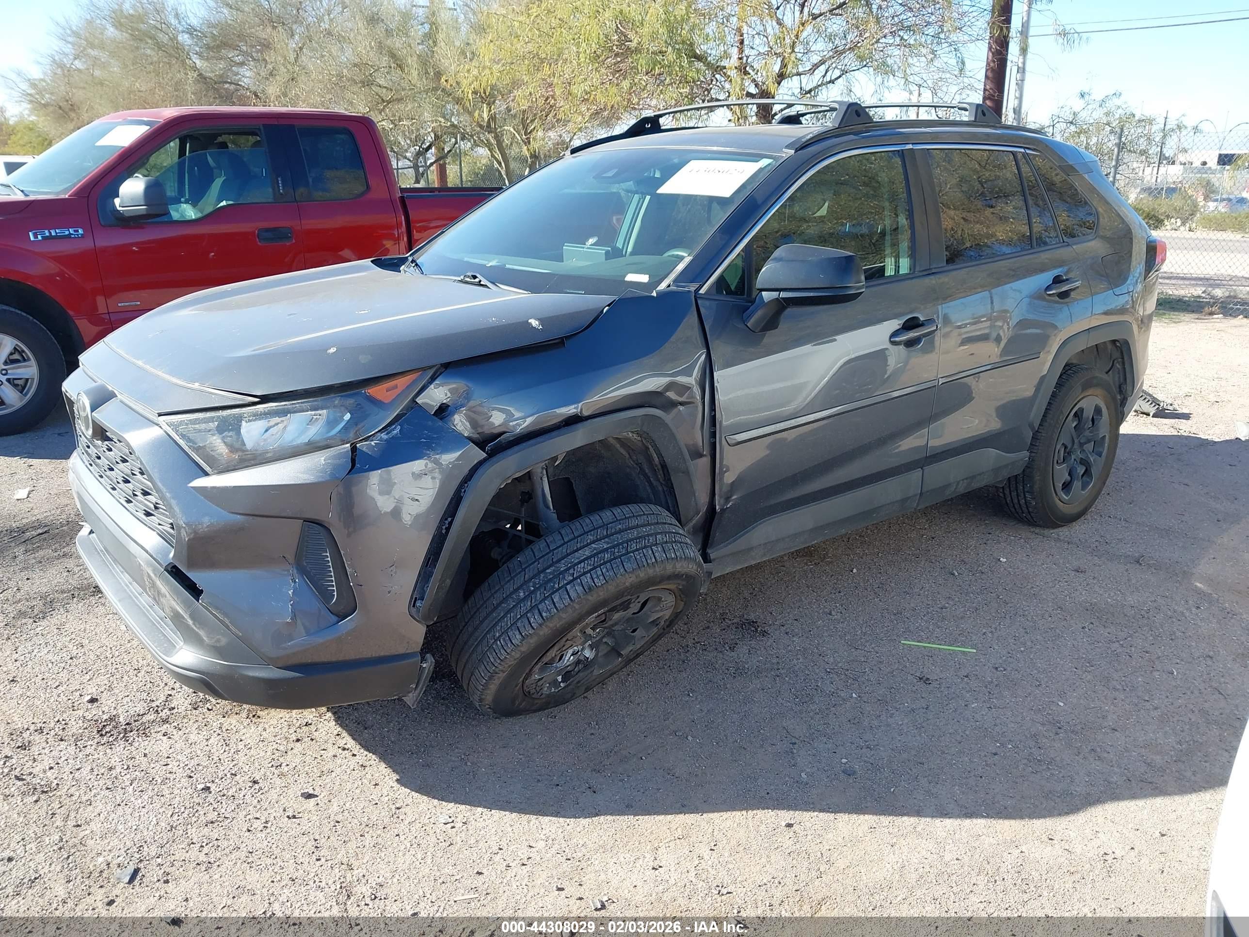 TOYOTA RAV4 image 2