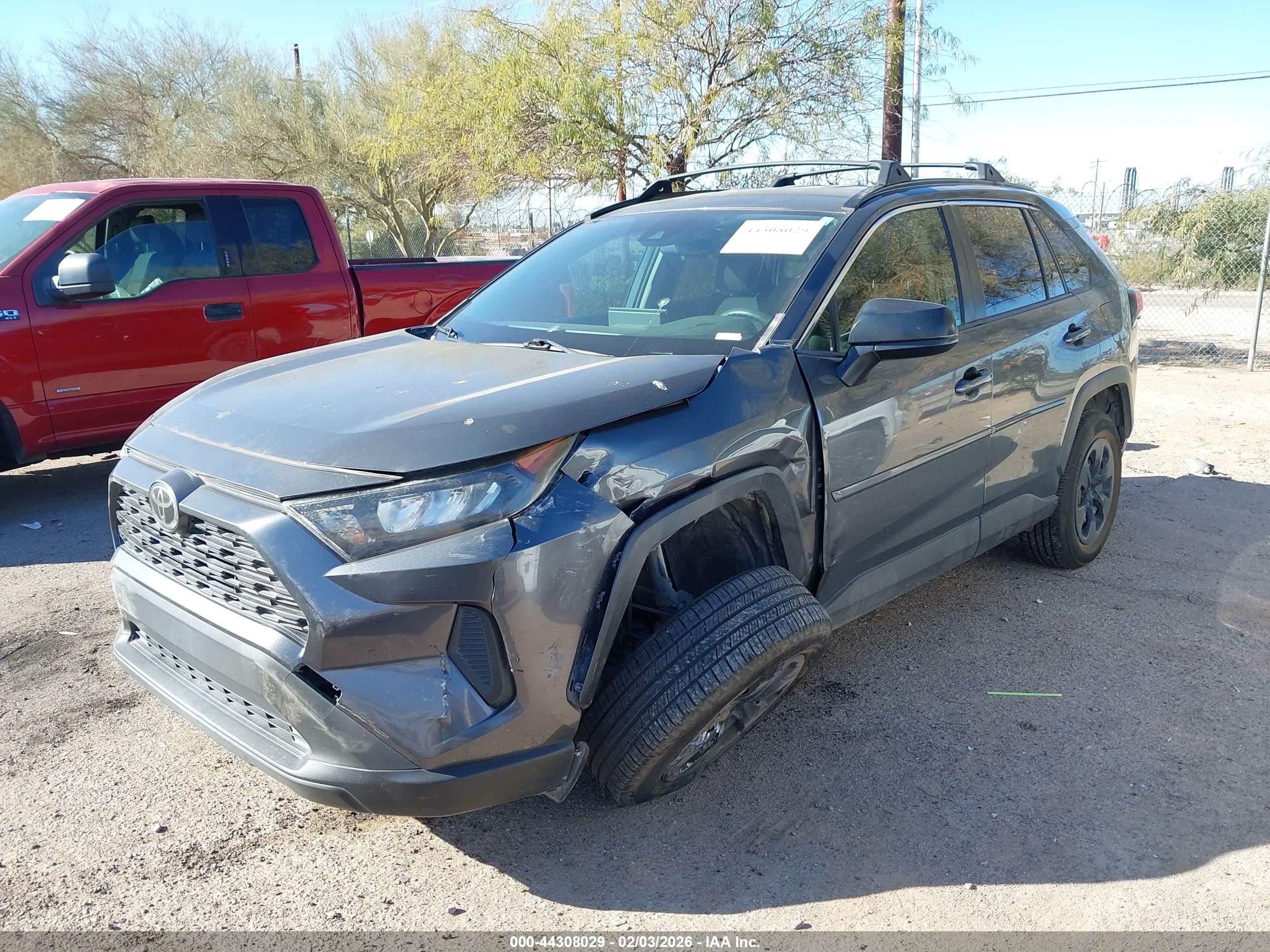 TOYOTA RAV4 image 6