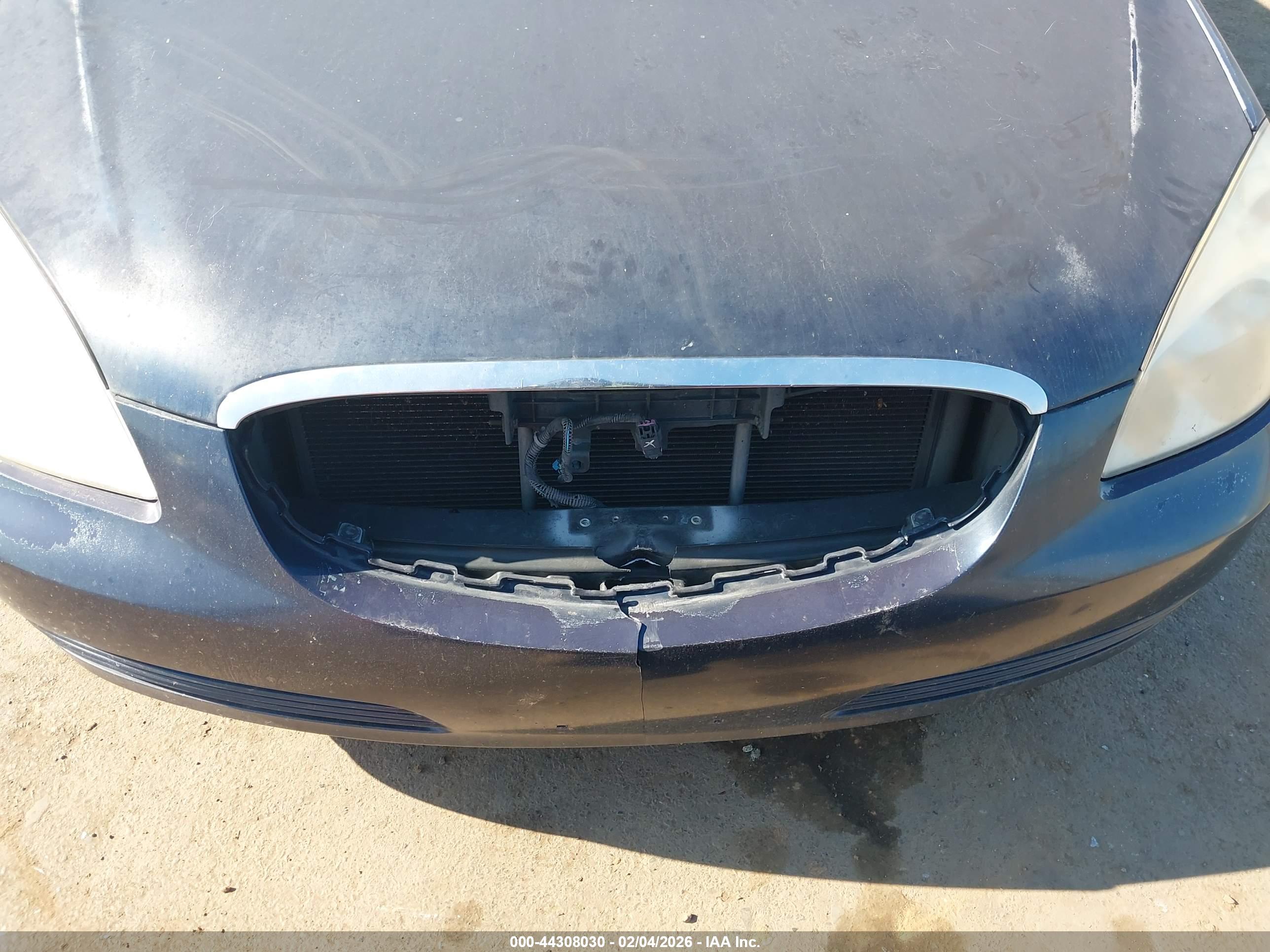 BUICK LUCERNE image 6