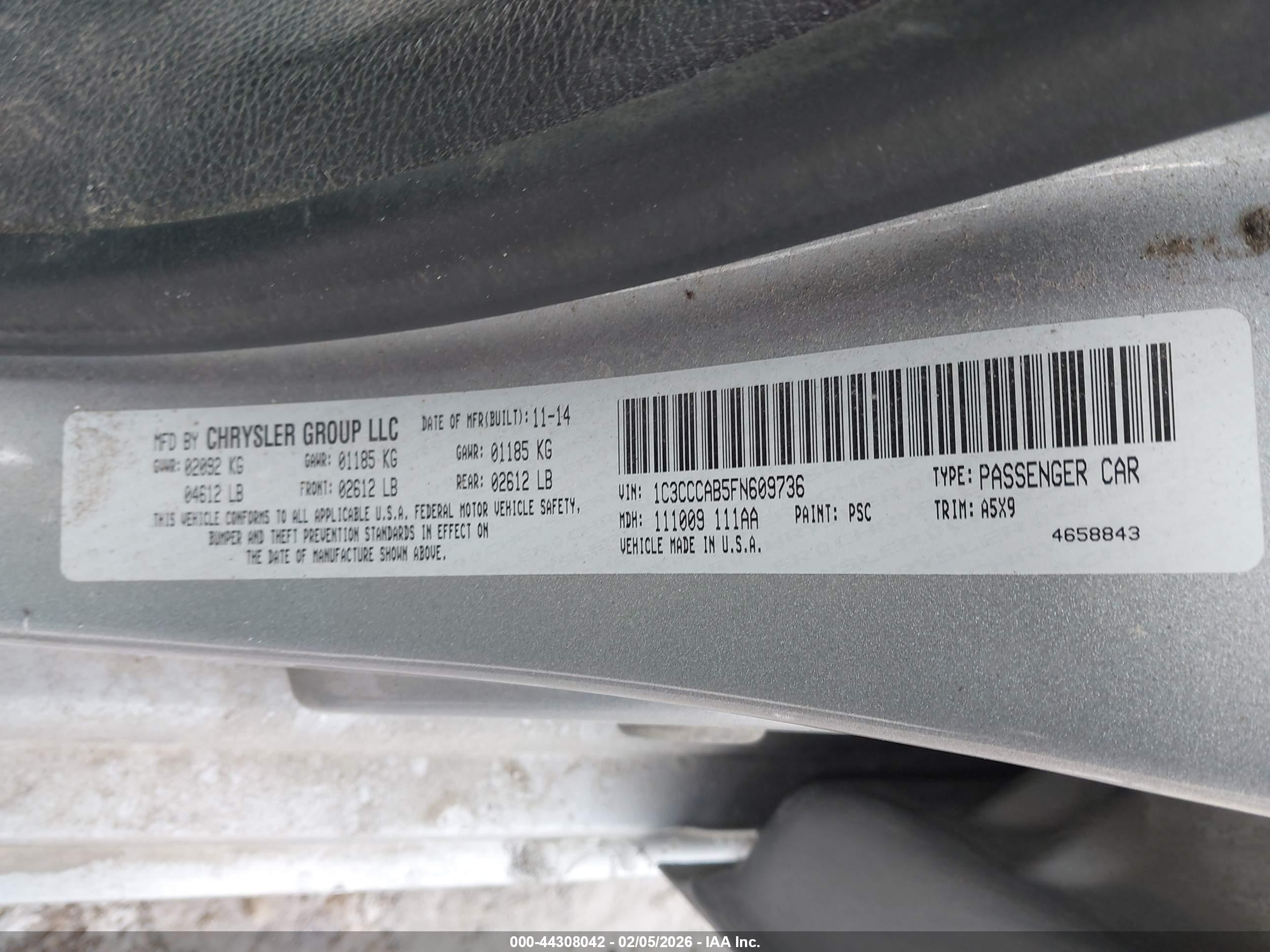 CHRYSLER 200 image 9