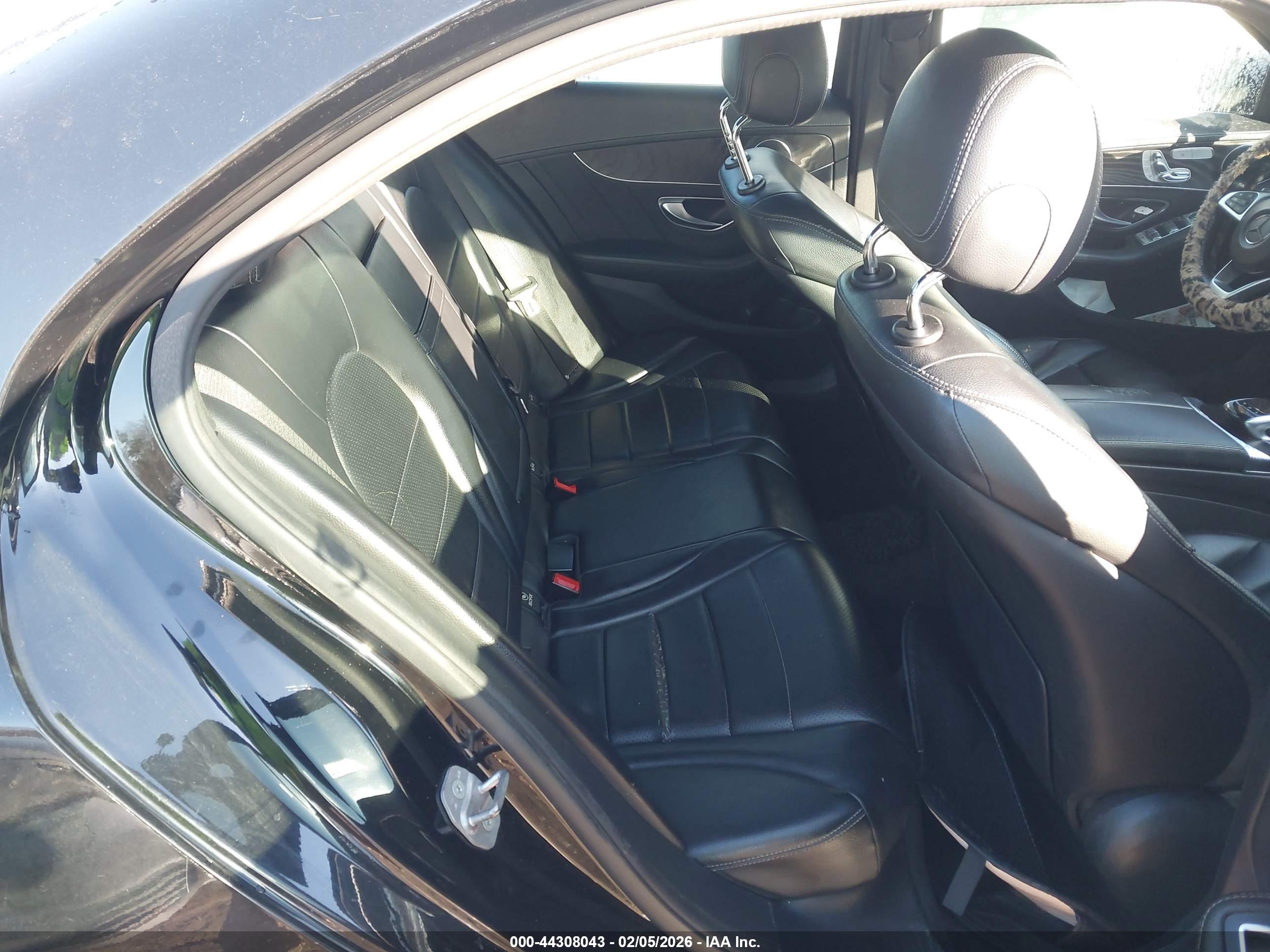 MERCEDES-BENZ C image 8