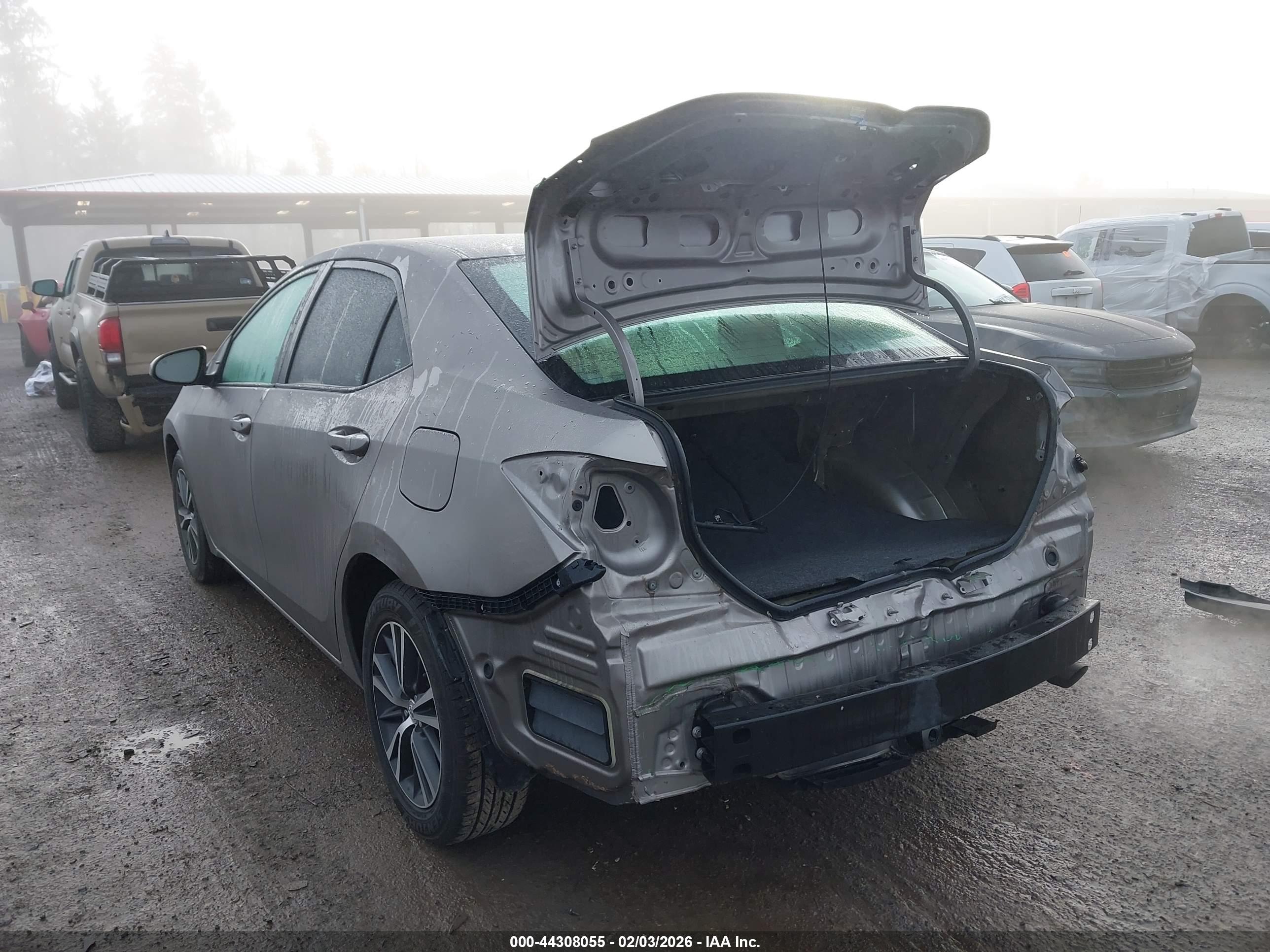 TOYOTA COROLLA image 3