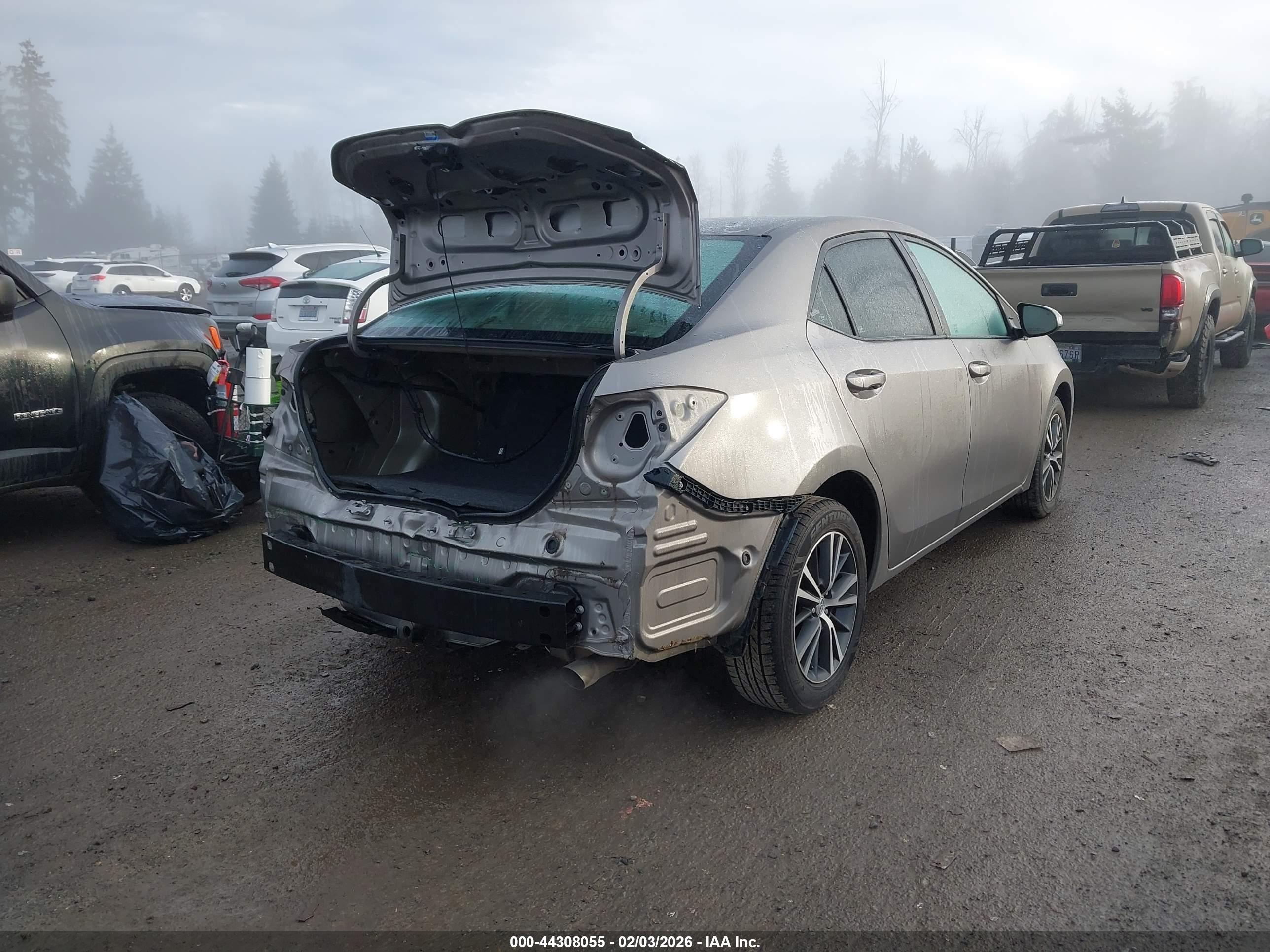 TOYOTA COROLLA image 4