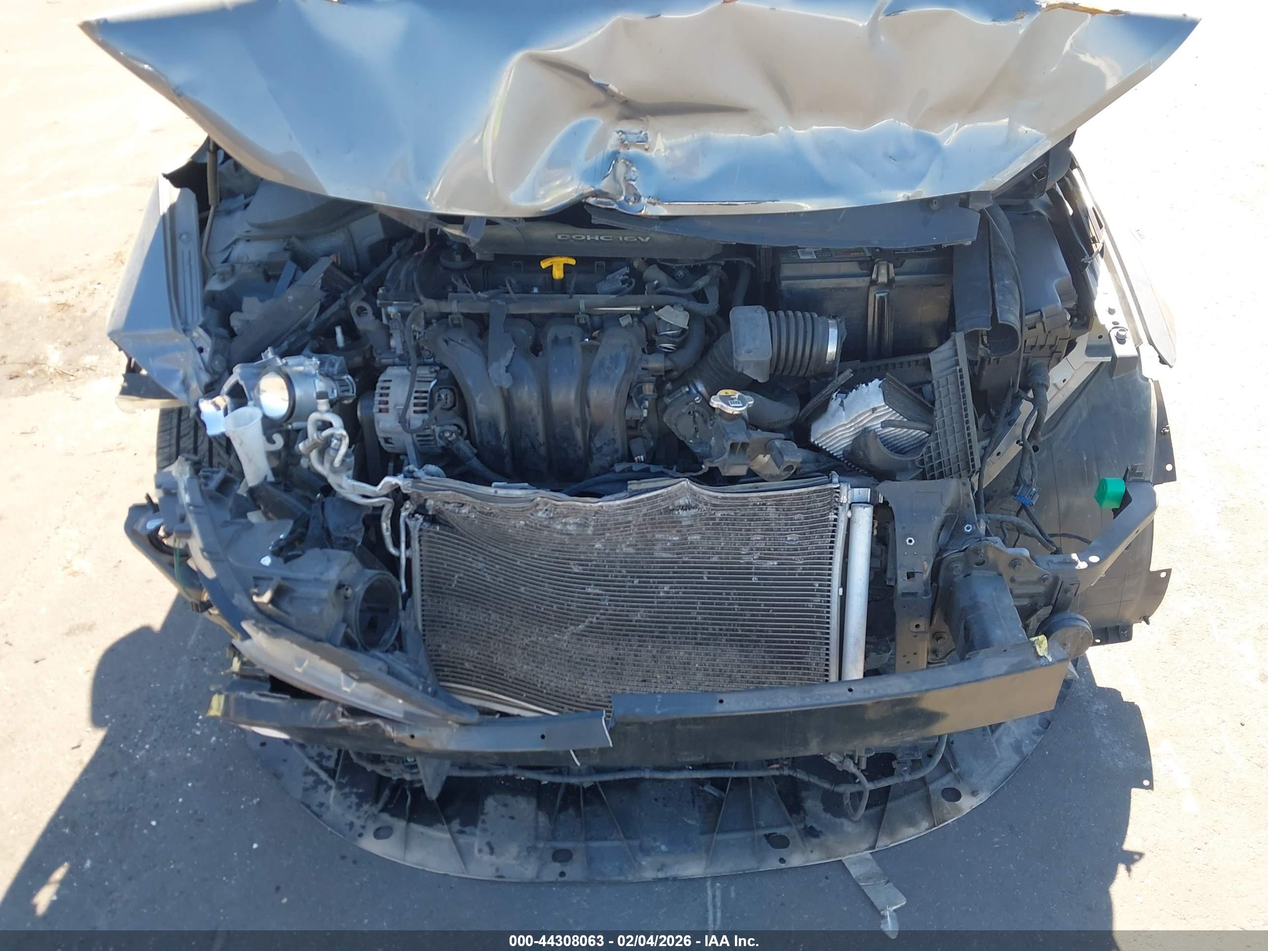 HYUNDAI ELANTRA image 6
