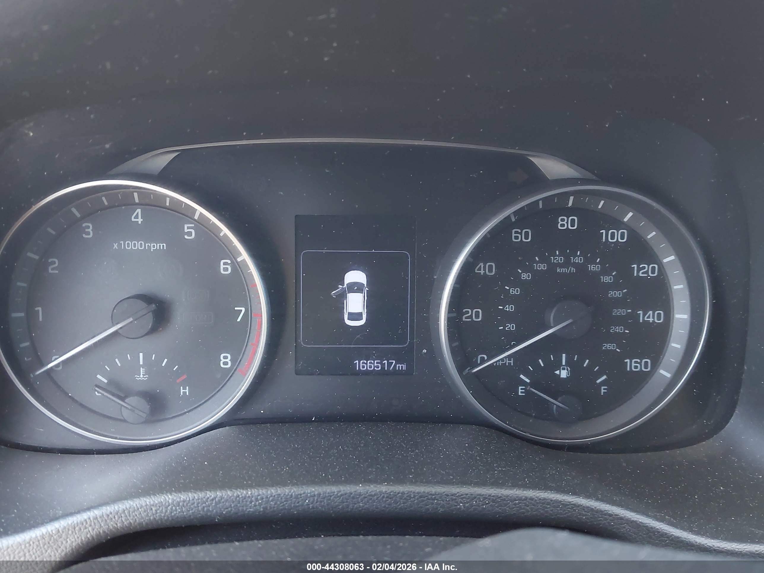 HYUNDAI ELANTRA image 7