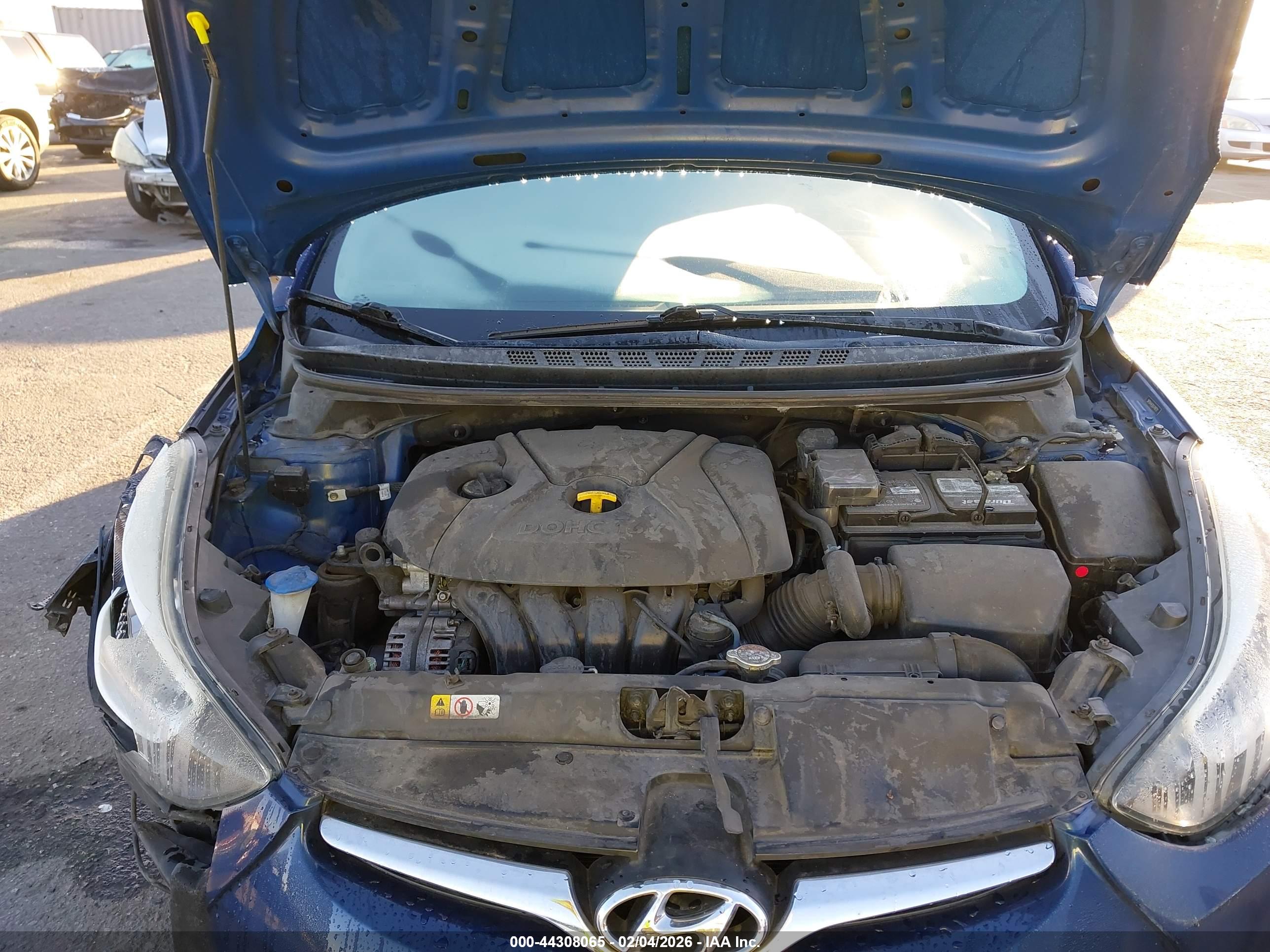 HYUNDAI ELANTRA image 10