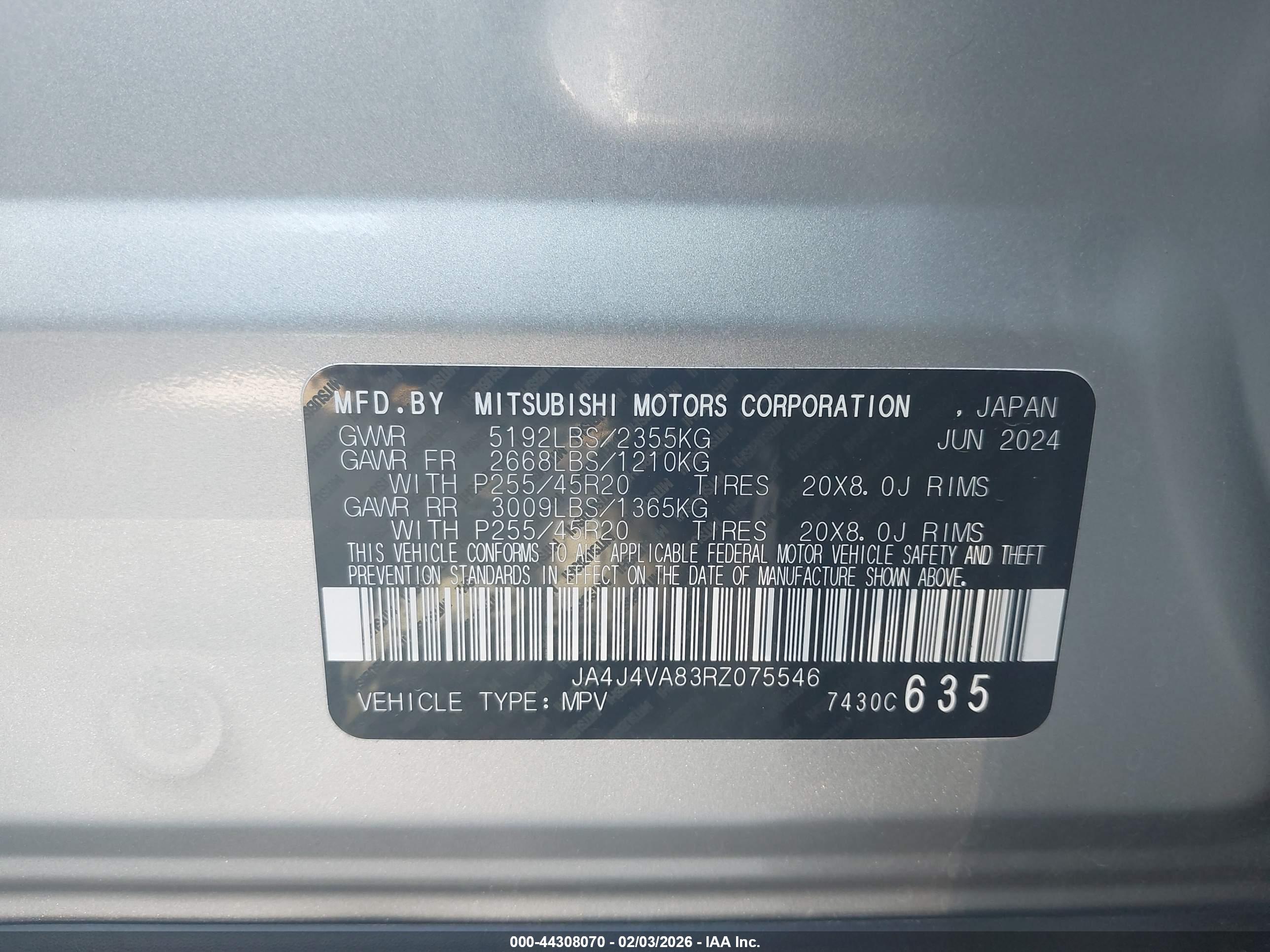 MITSUBISHI OUTLANDER image 9