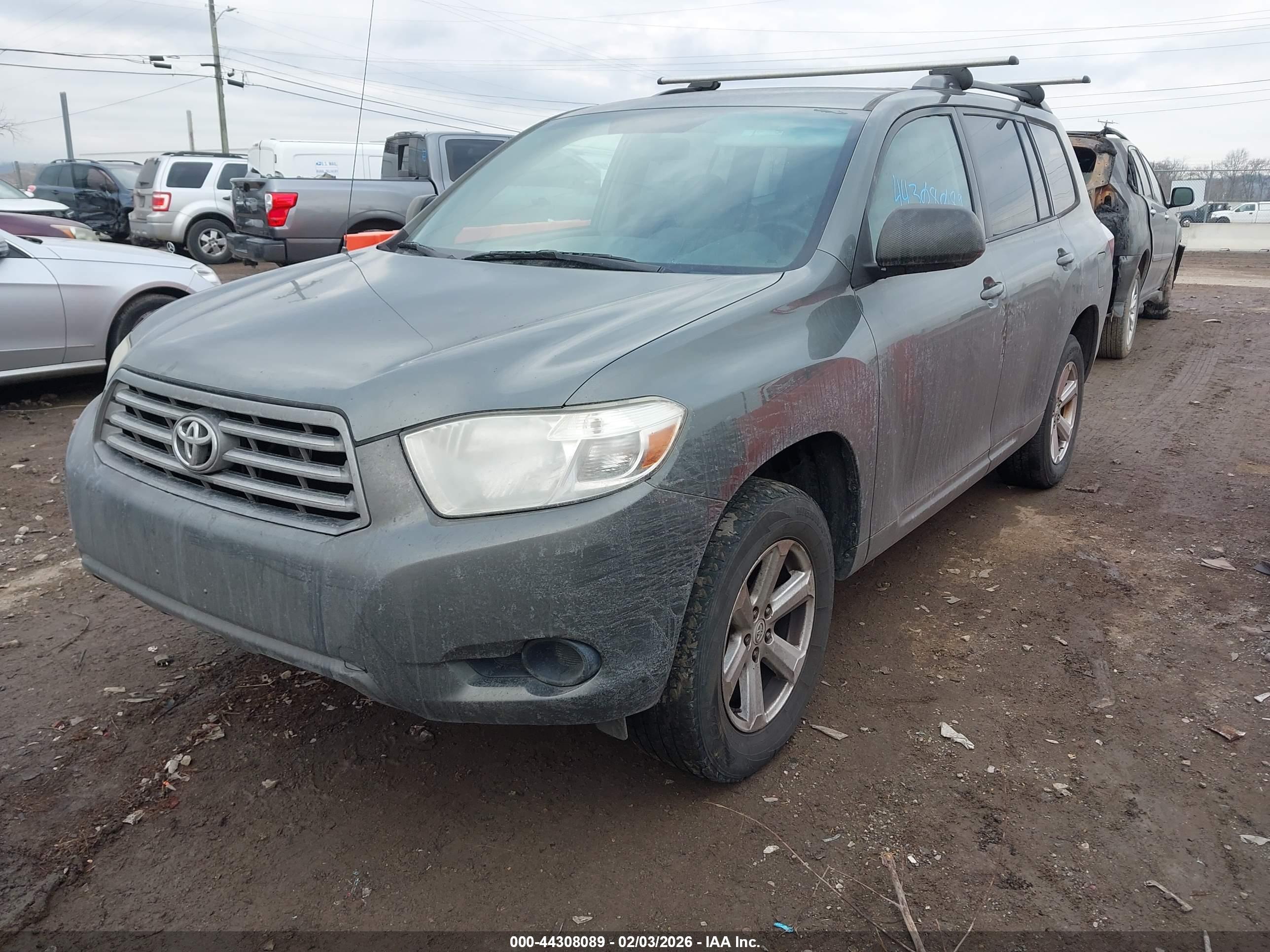 TOYOTA HIGHLANDER image 2