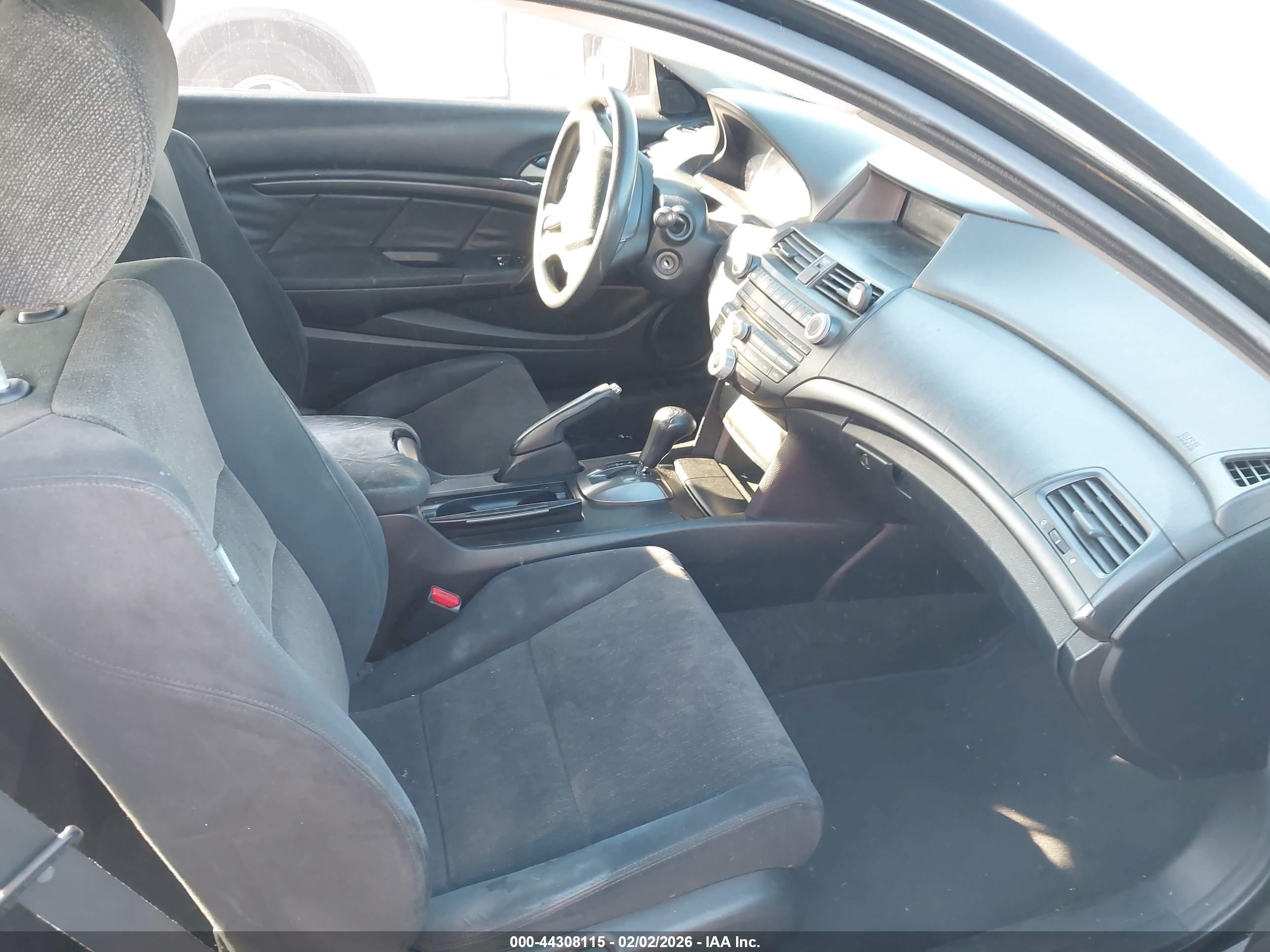 HONDA ACCORD image 5