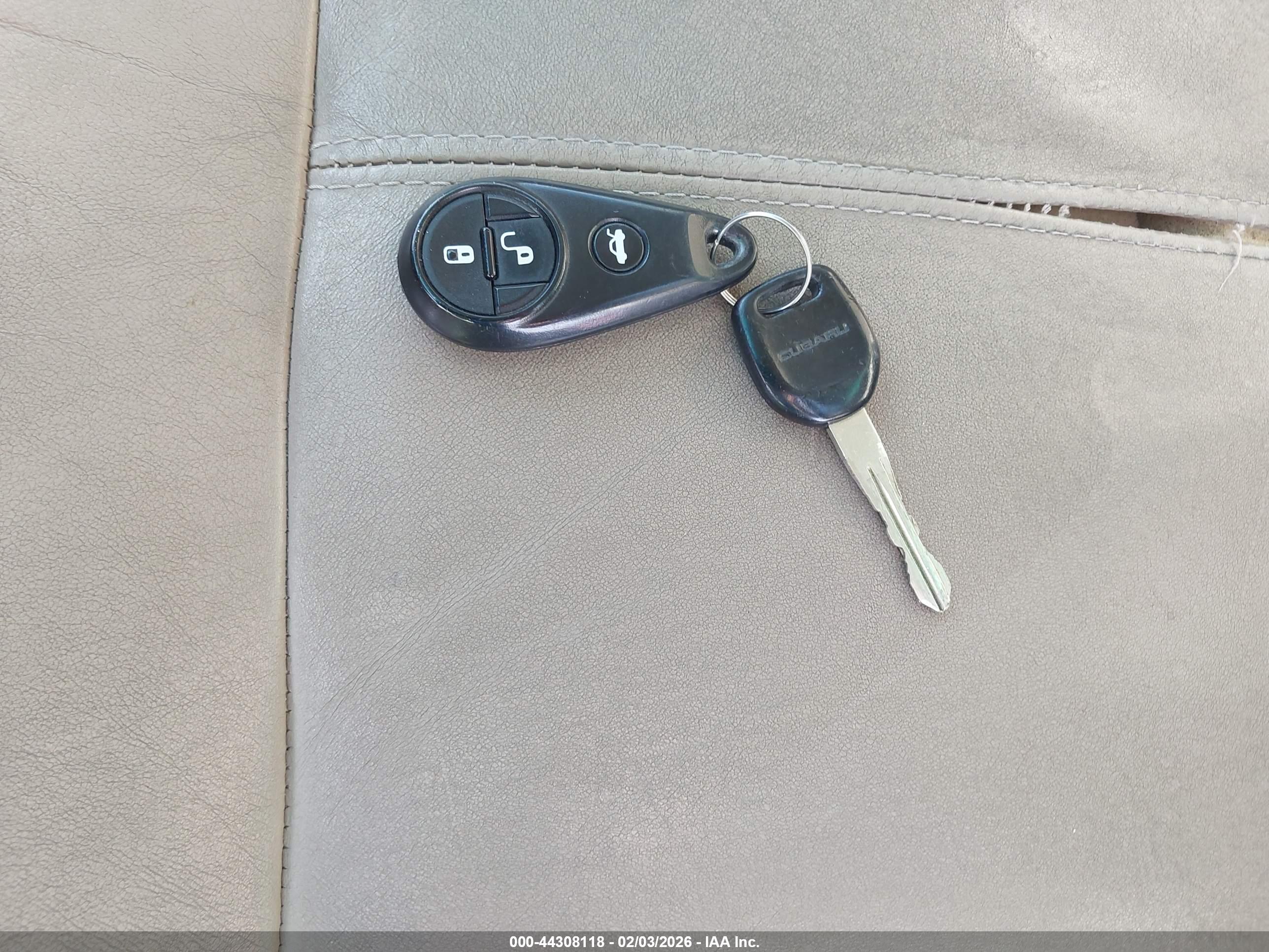 SUBARU OUTBACK image 11