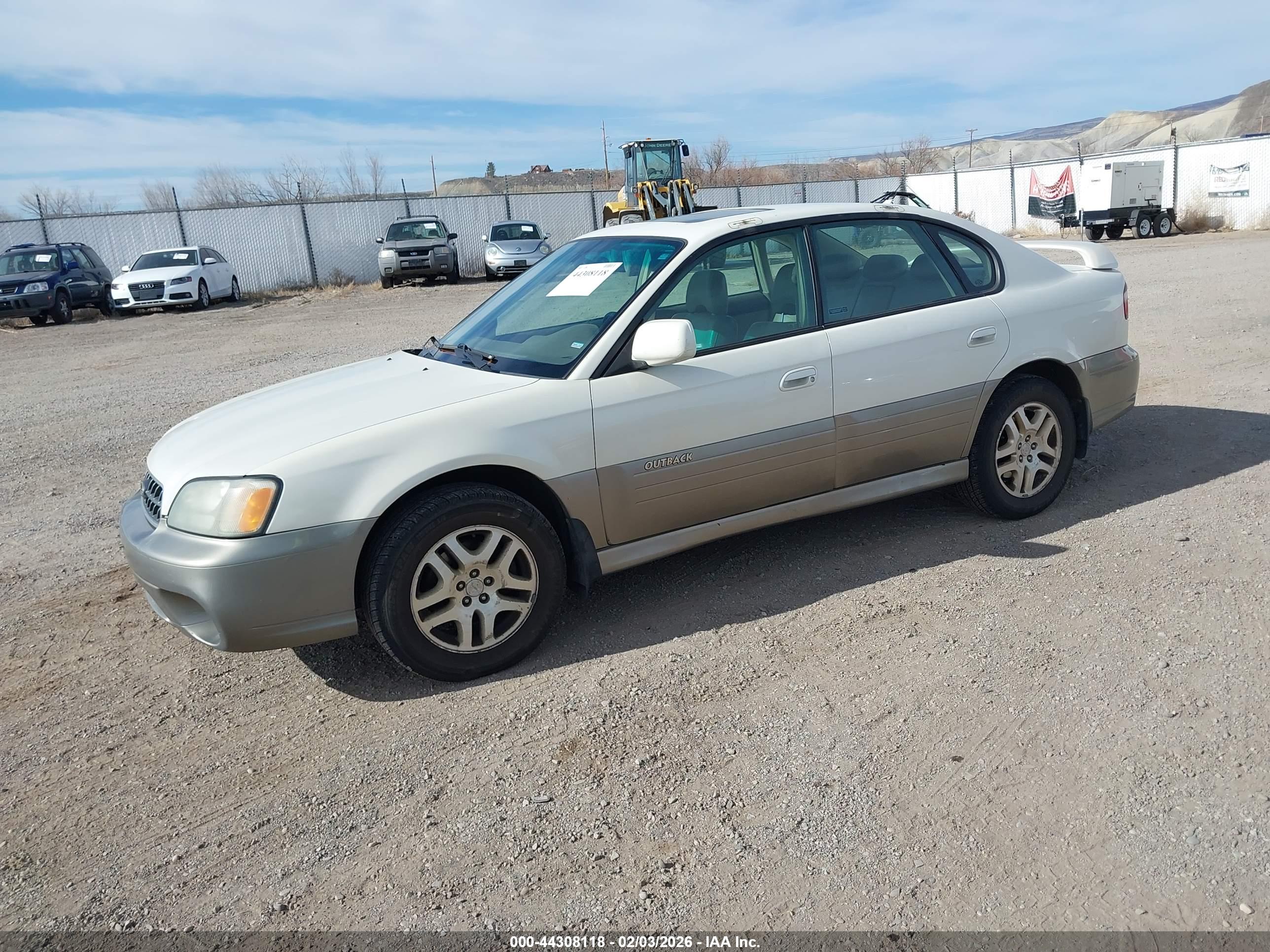 SUBARU OUTBACK image 2
