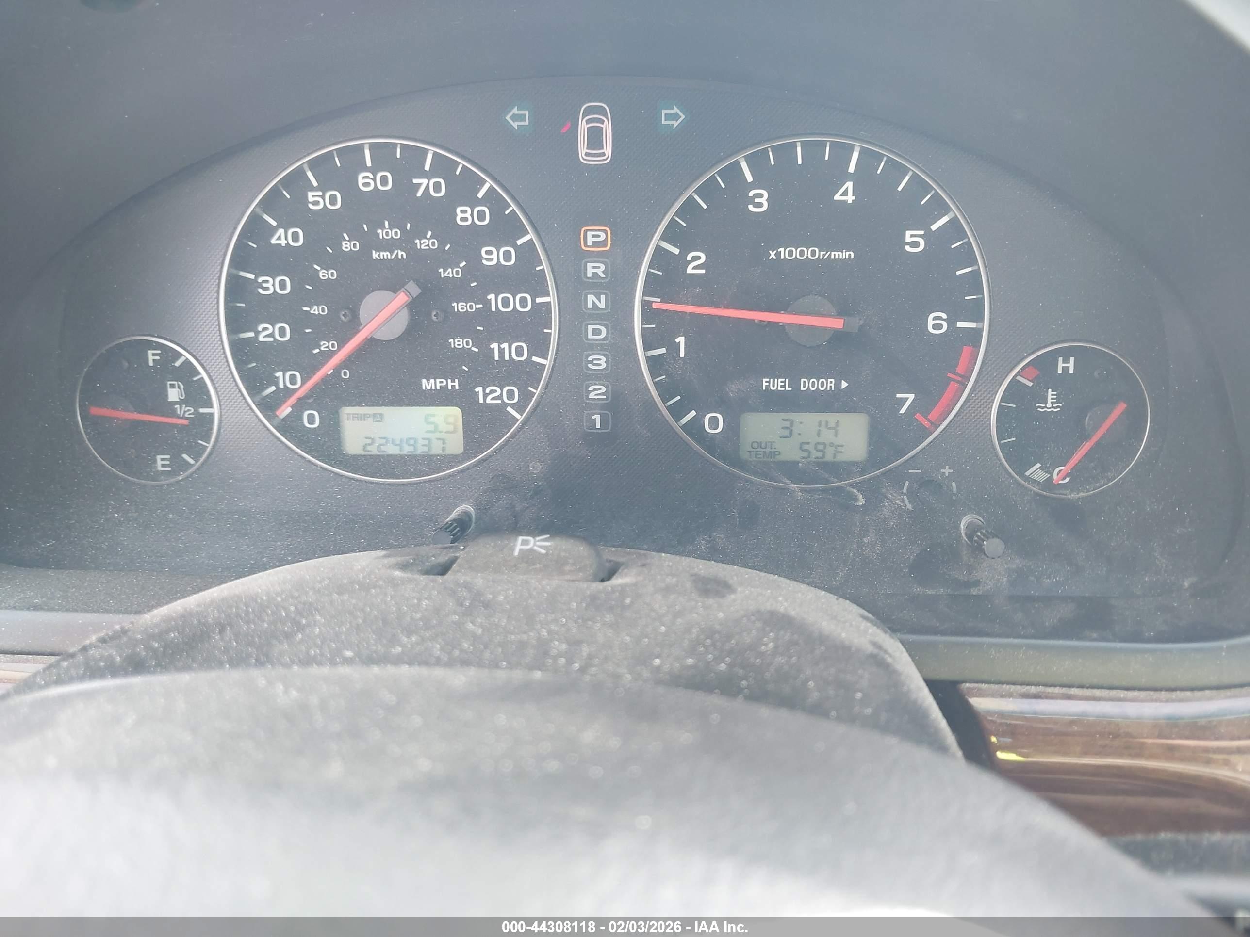SUBARU OUTBACK image 7
