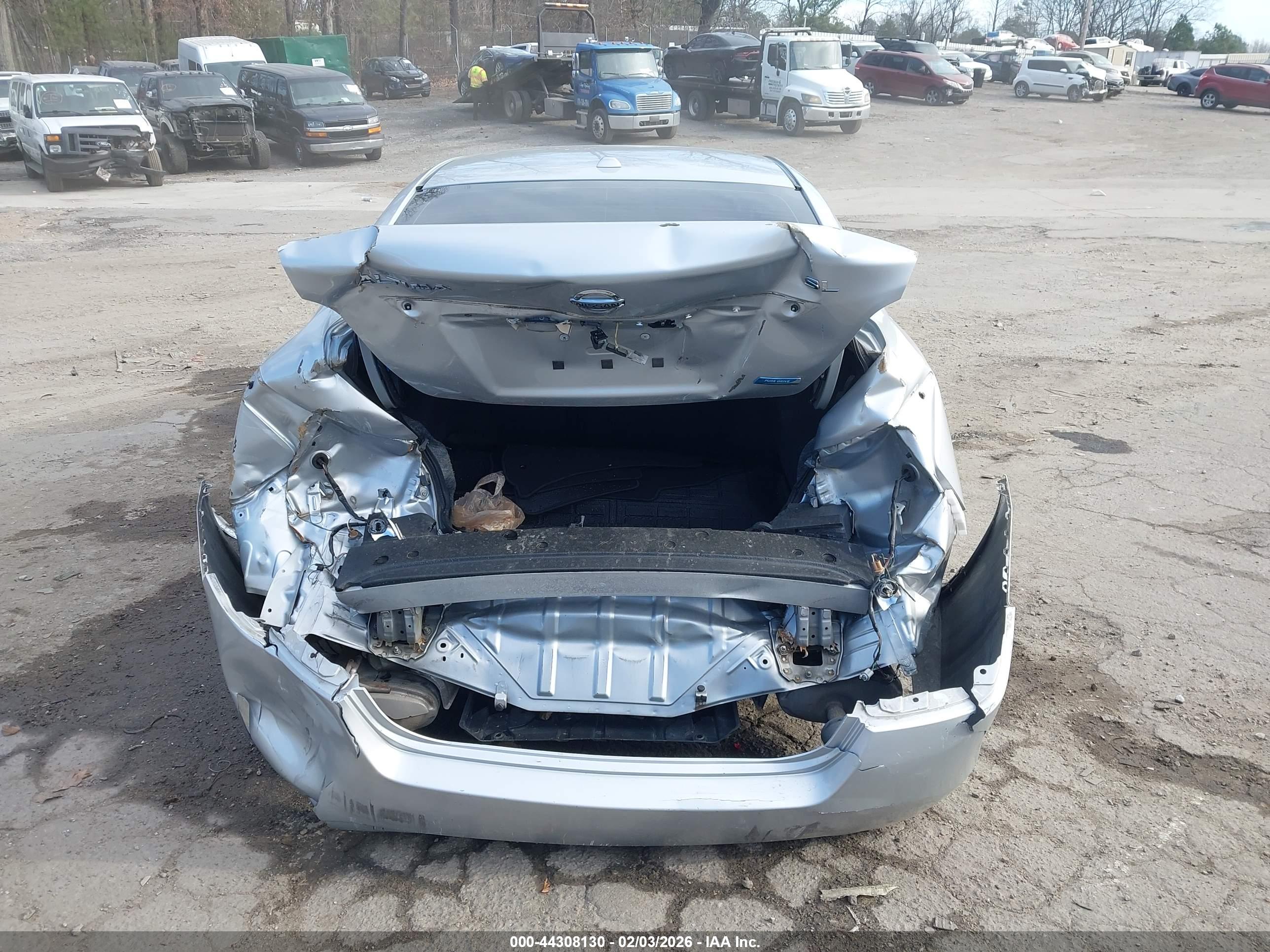 NISSAN ALTIMA image 6