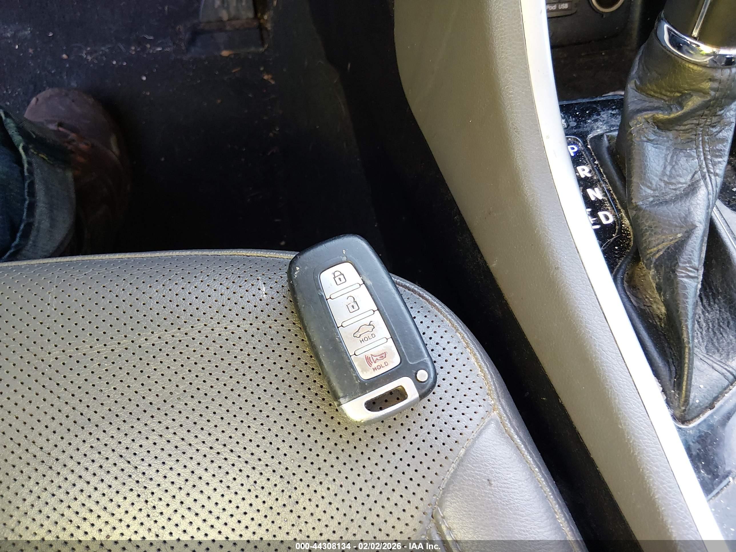 HYUNDAI SONATA image 11