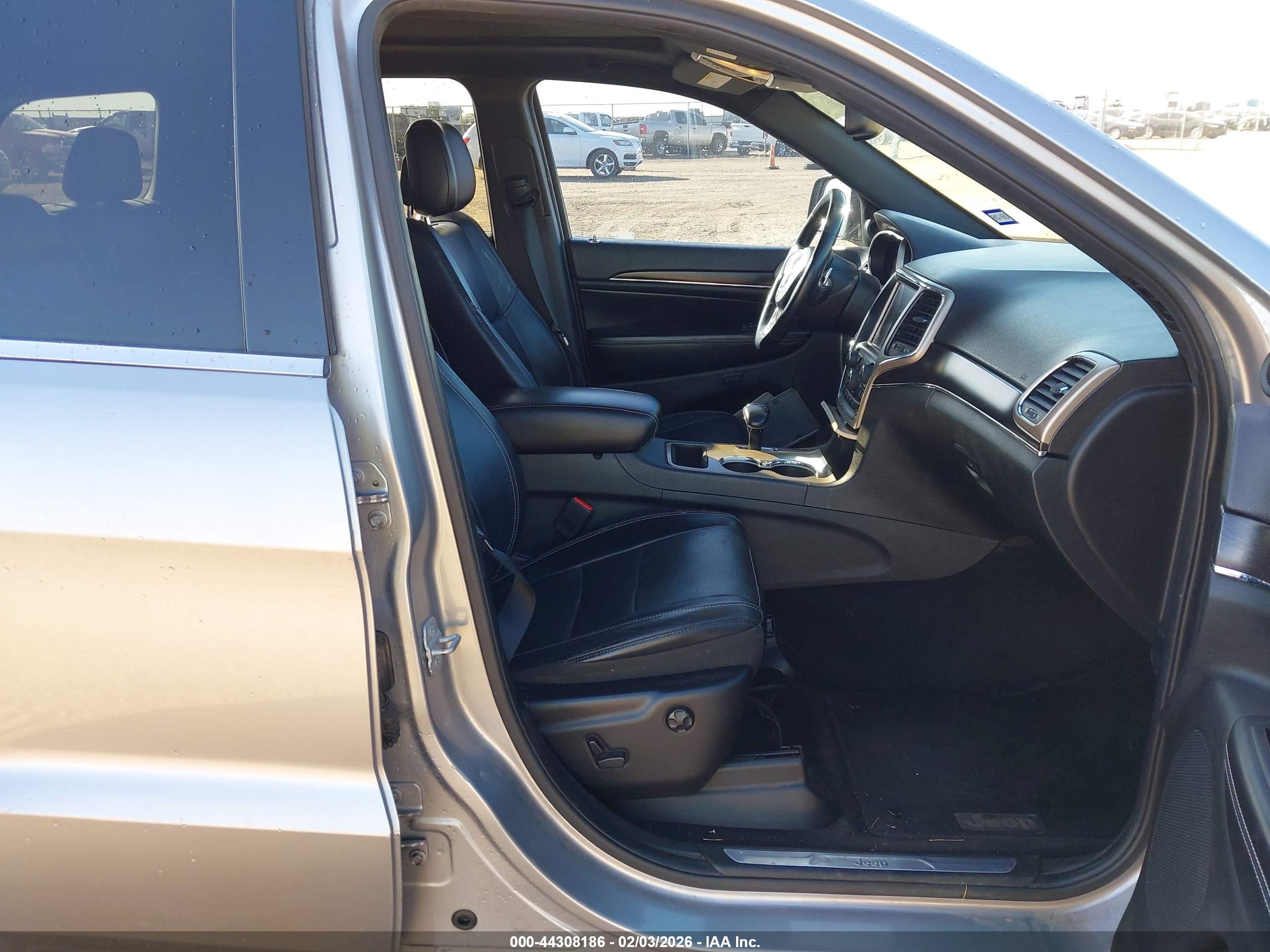 JEEP GRAND image 5