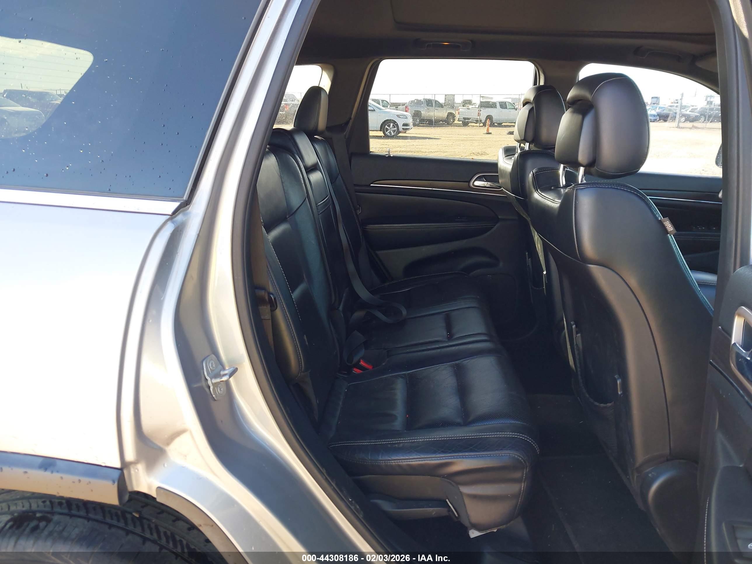 JEEP GRAND image 8